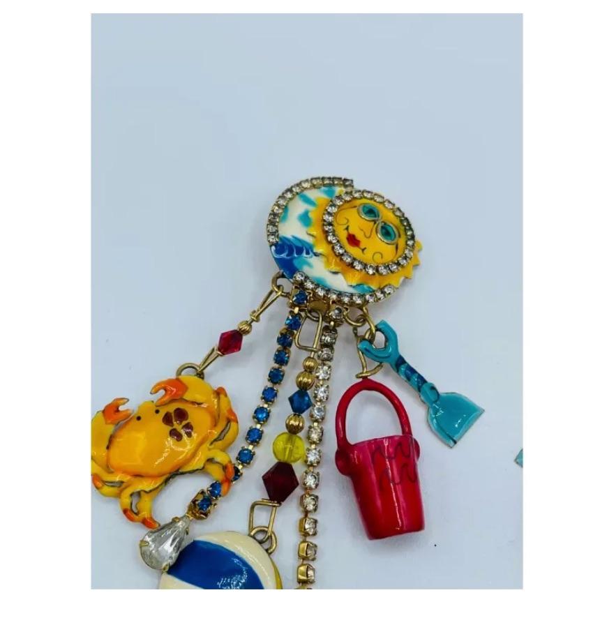 Vintage Lunch At the Ritz Sun Beach Themed Earrings In Good Condition For Sale In New York, NY
