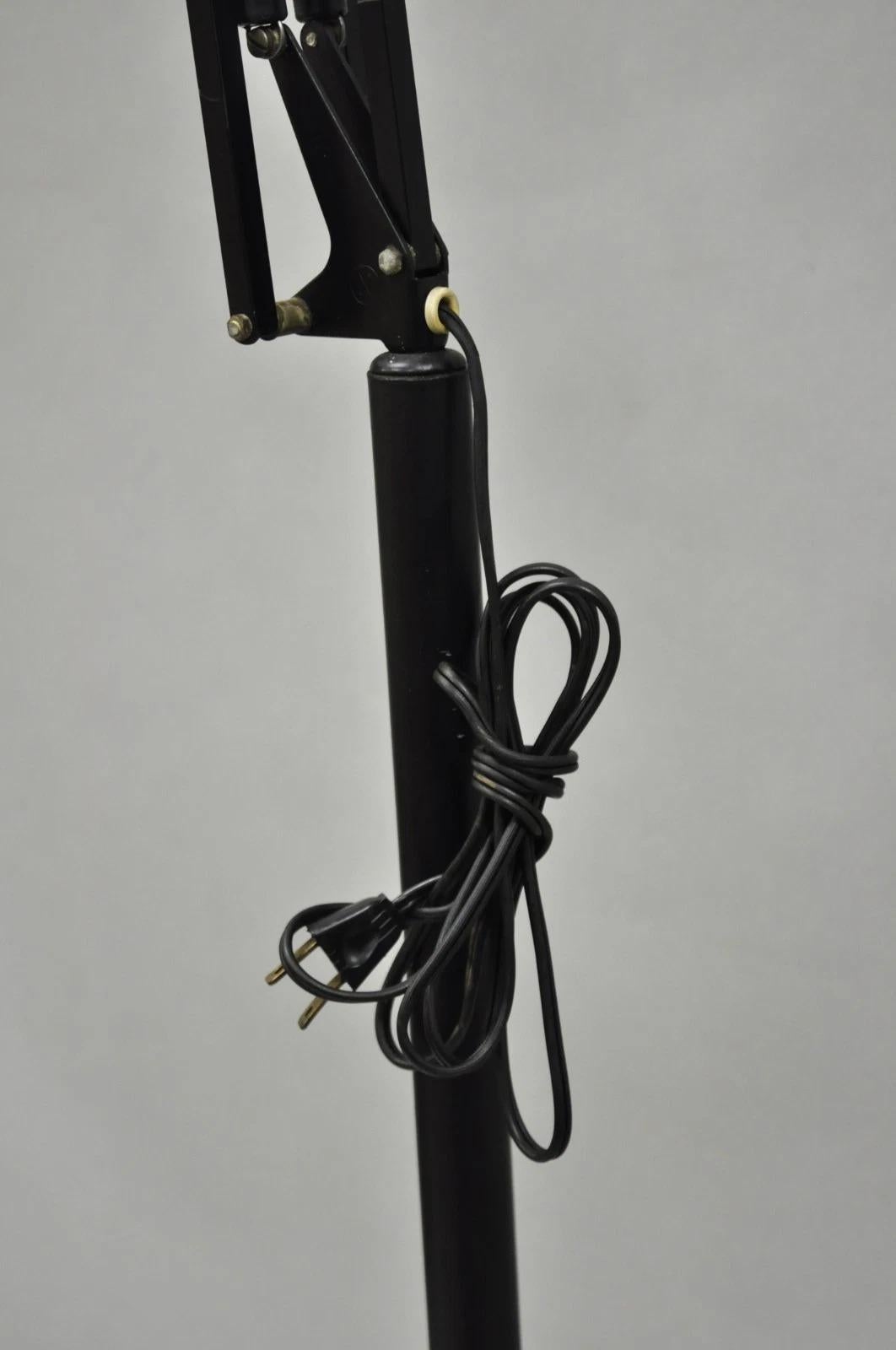 Vintage Luxo Pixar Style Mid Century Modern Articulating Drafting Floor Lamp en vente 8