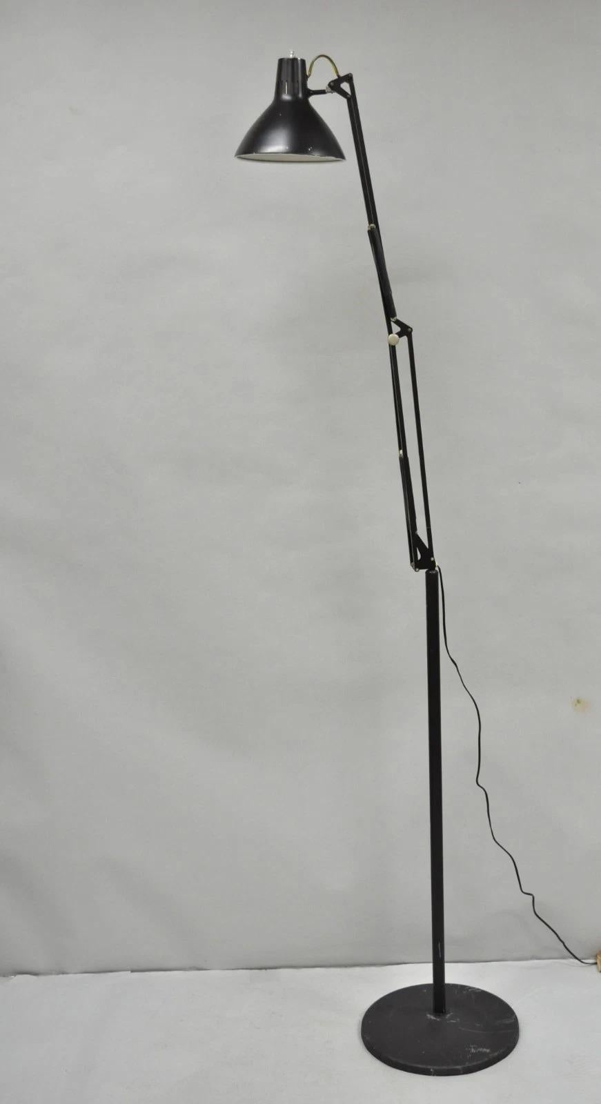 Vintage Luxo Pixar Style Mid Century Modern Articulating Drafting Floor Lamp en vente 9