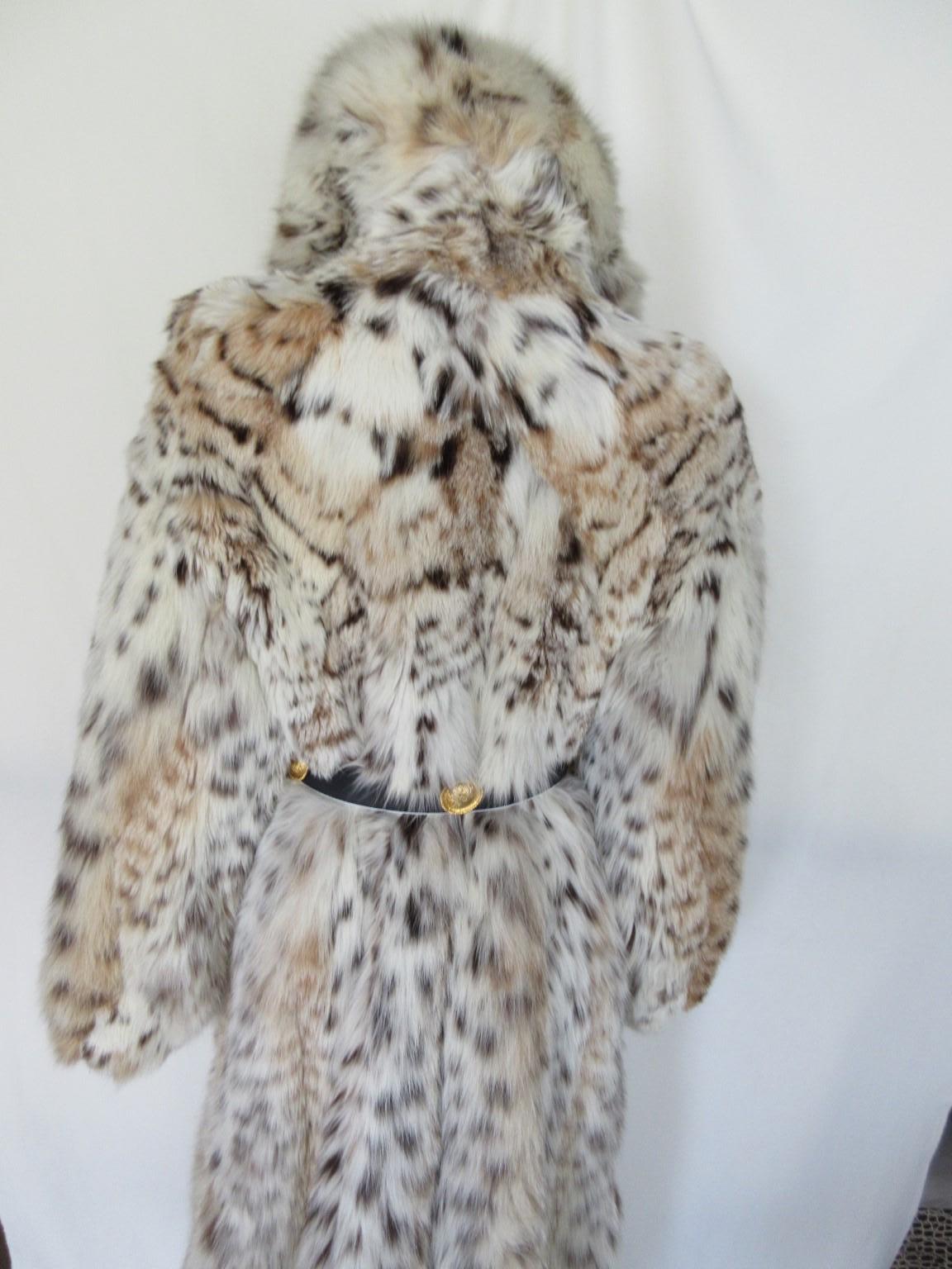 Vintage Lynx Fur Long Coat In Fair Condition For Sale In Amsterdam, NL
