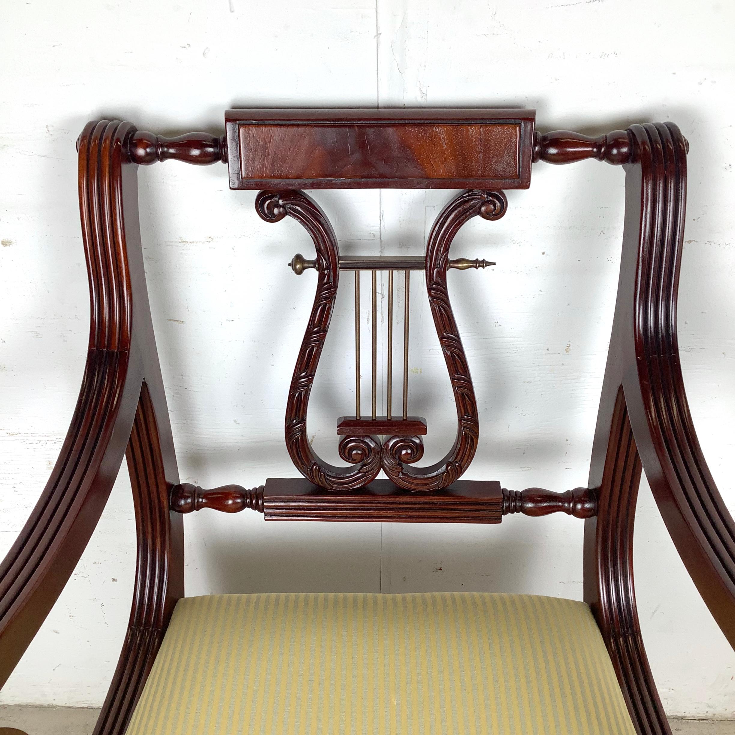 Vintage Lyre-Back Accent Chair With Fluted Arms (Sonstiges) im Angebot