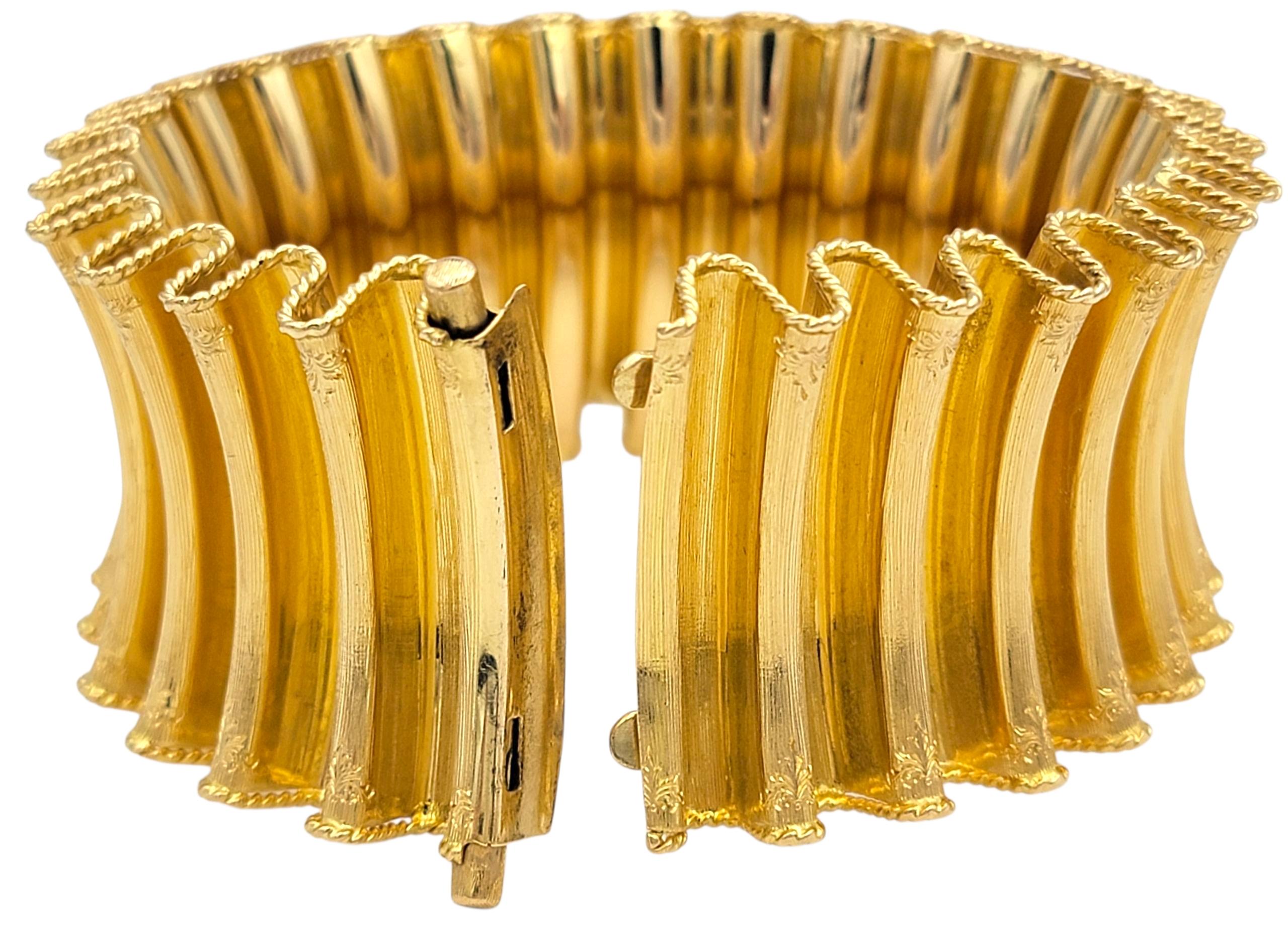 Vintage A&M Buccellati Manchette large cannelée or jaune 18 carats en vente 3