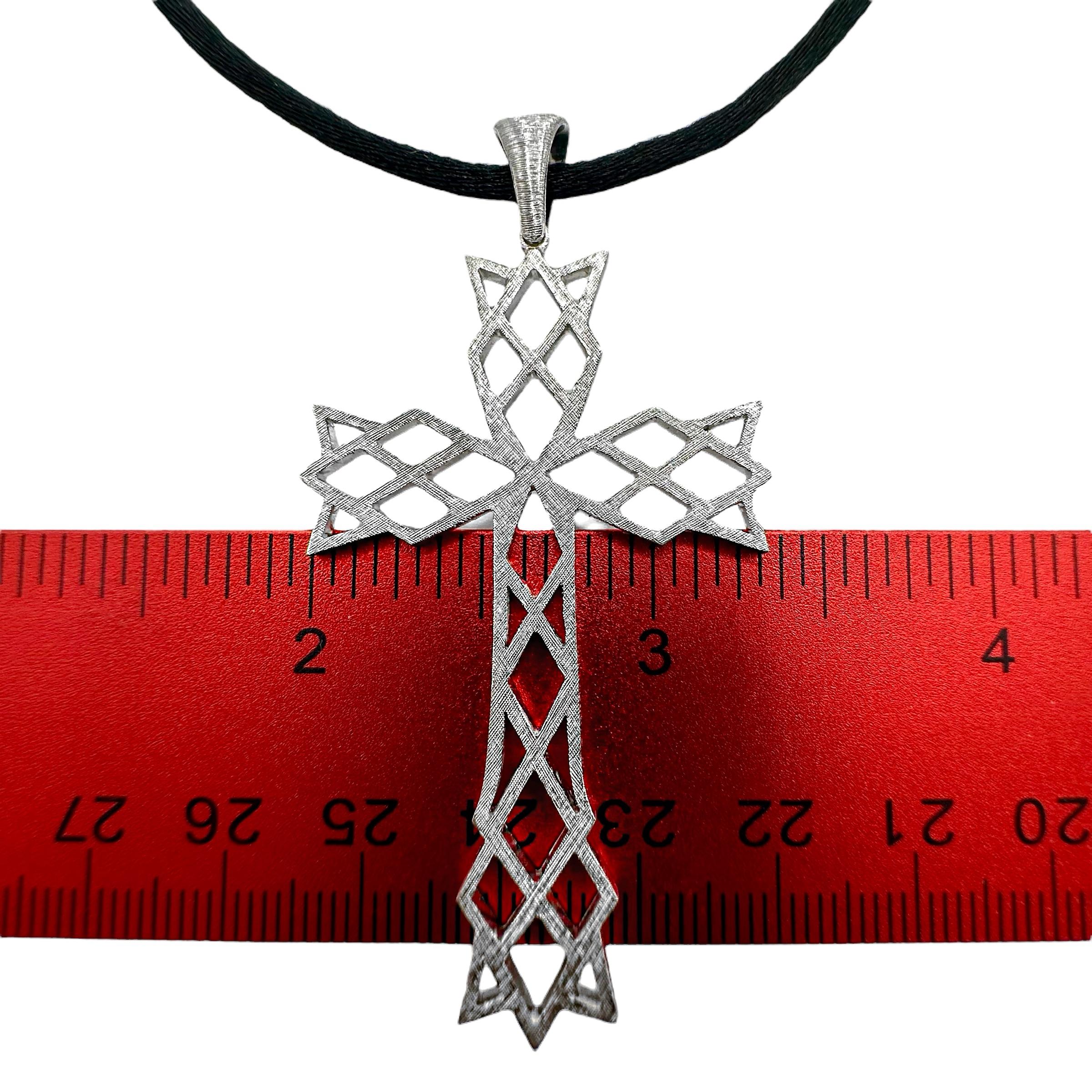 Vintage M. Bucellatti 18k White Gold Cross on Satin Choker with 18k Fittings For Sale 2