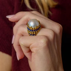 Vintage Mabé pearl 18k yellow gold and blue enamel cocktail ring