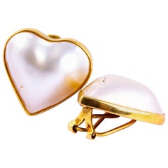 Vintage Mabe Pearl and 14 Carat Gold Clip-On Heart Earring