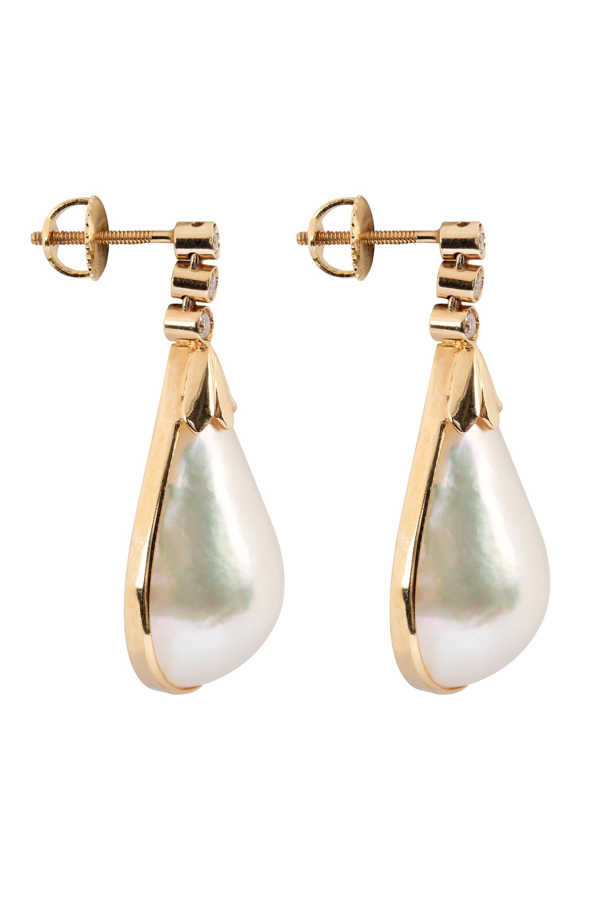 Pendants d'oreilles vintage en perles et diamants de Mabé Bon état - En vente à beverly hills, CA