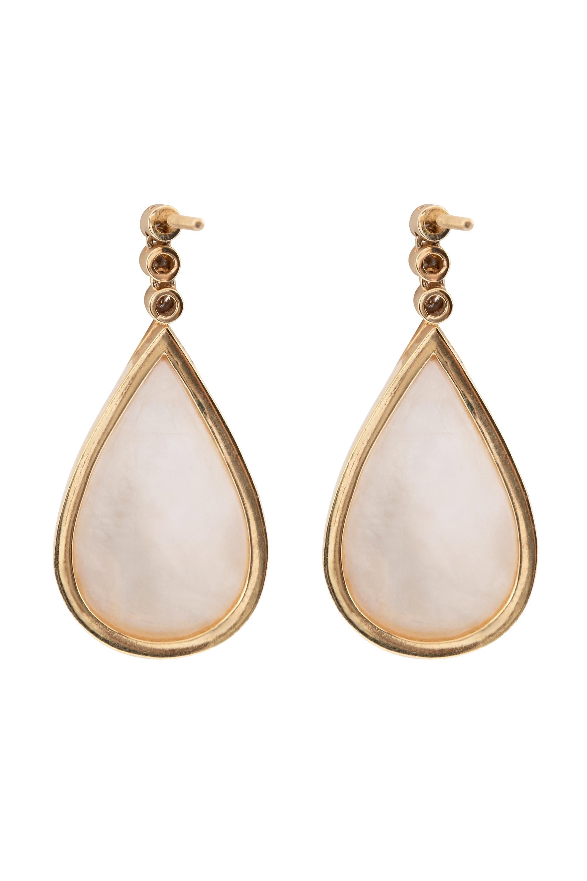 Round Cut Vintage Mabé Pearl and Diamond Drop Earrings For Sale