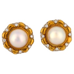 Vintage Mabé pearl diamond 18k yellow gold clip on earrings