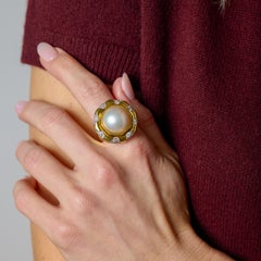 Vintage Mabé pearl diamond 18k yellow gold ring