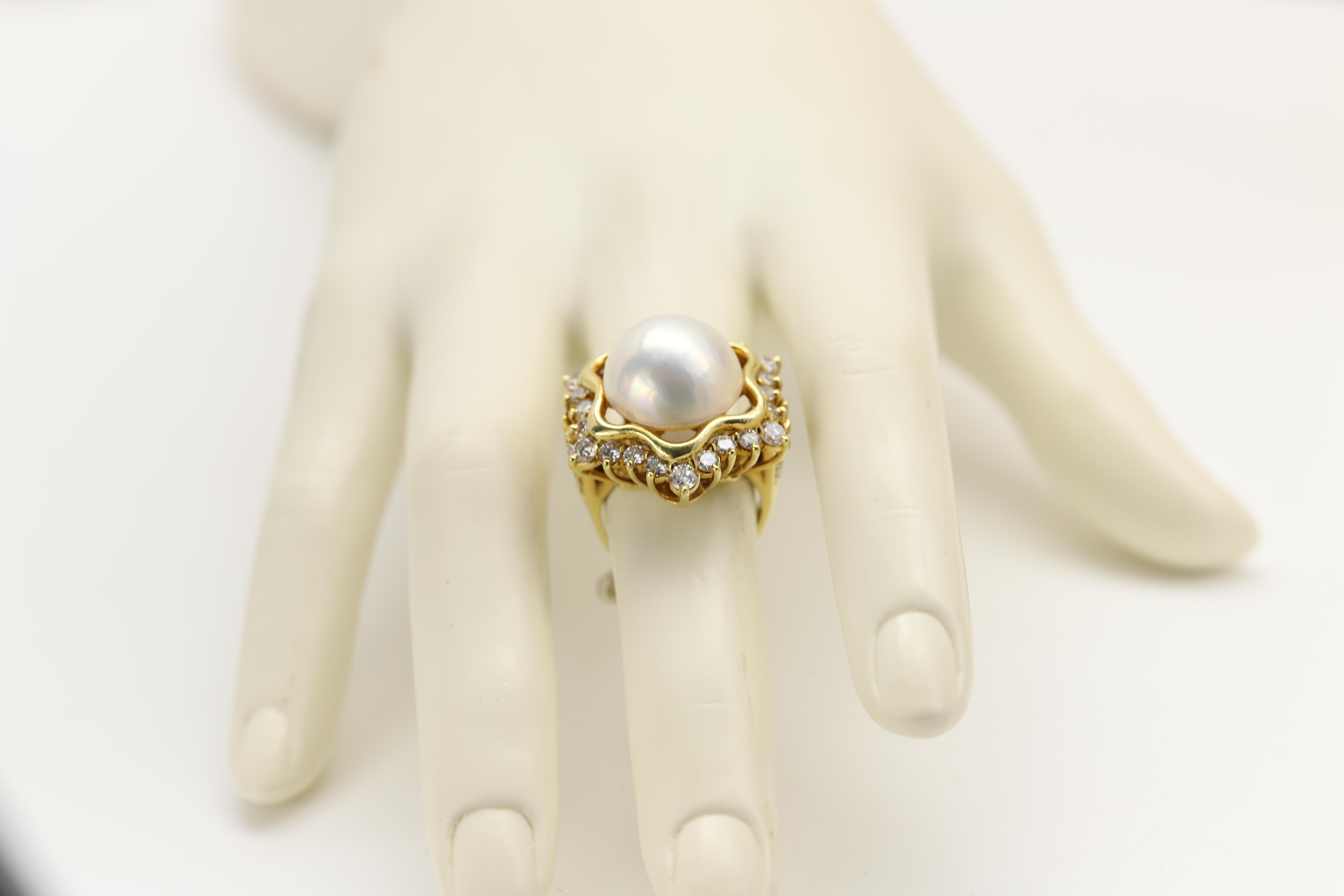 Vintage Mabe Pearl Ring Natural Diamonds Star of David 18 Karat Yellow Gold For Sale 3