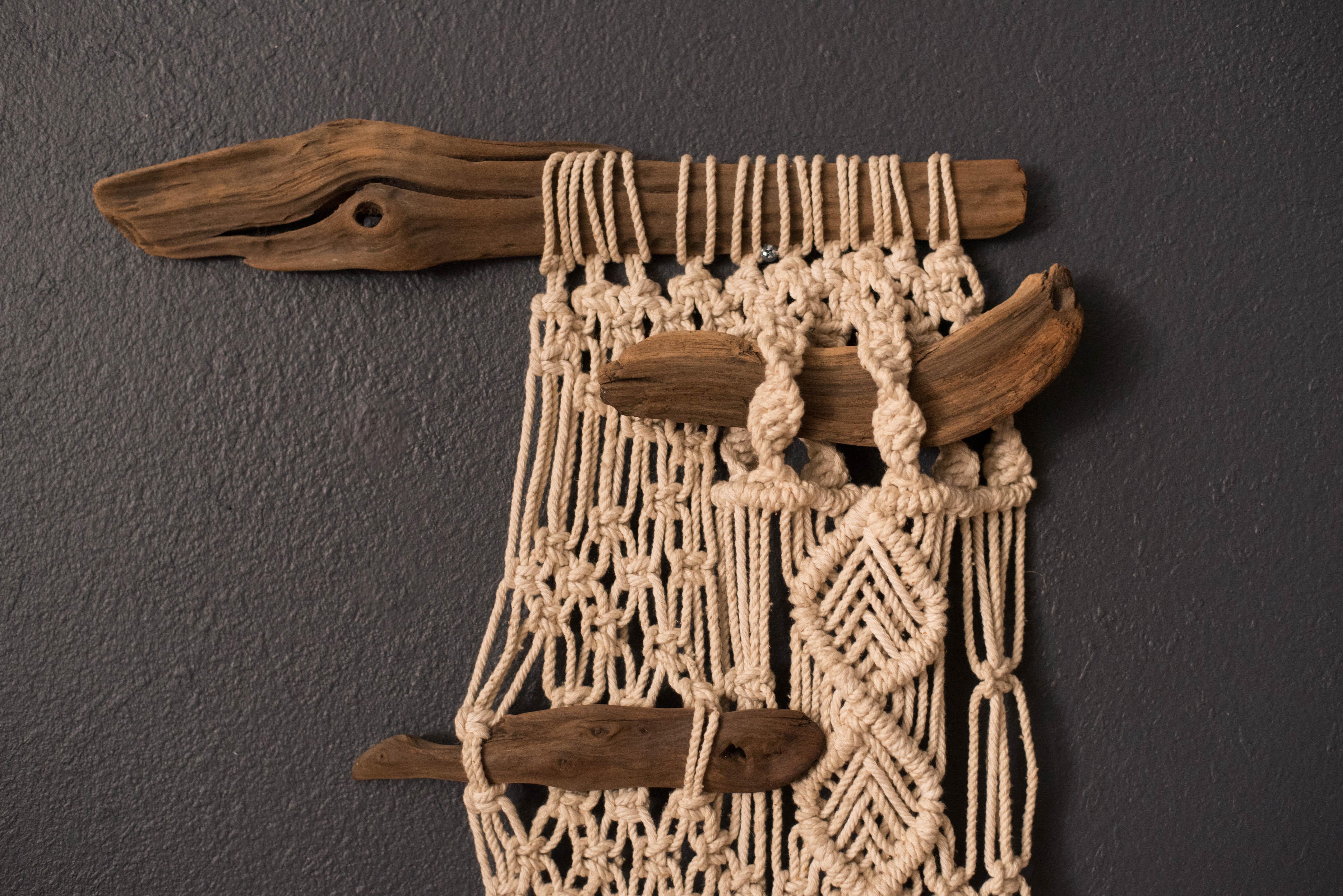 macrame driftwood wall hanging