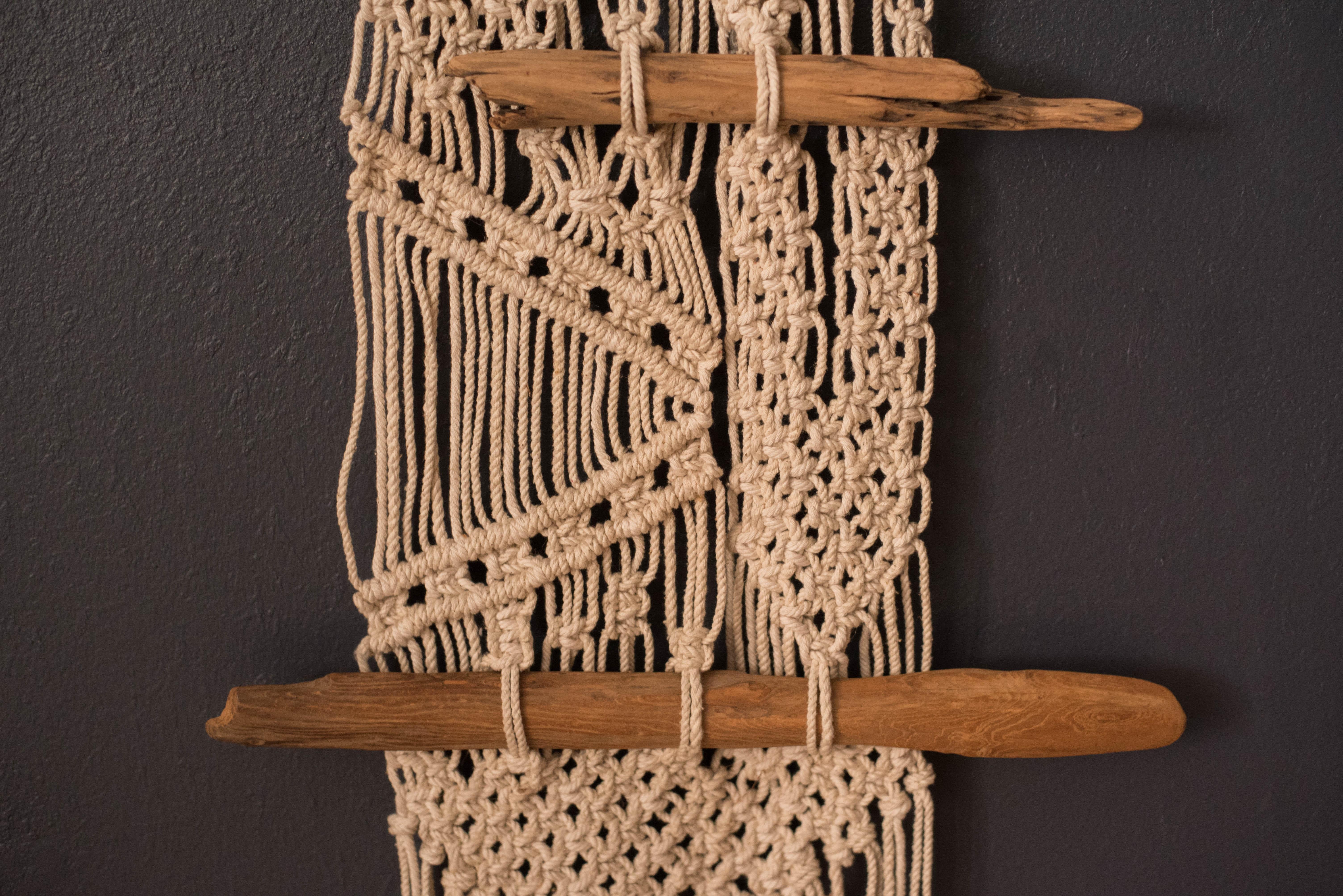 Vintage Macramé Driftwood Fiber Art Wall Hanging Tapestry In Good Condition For Sale In San Jose, CA