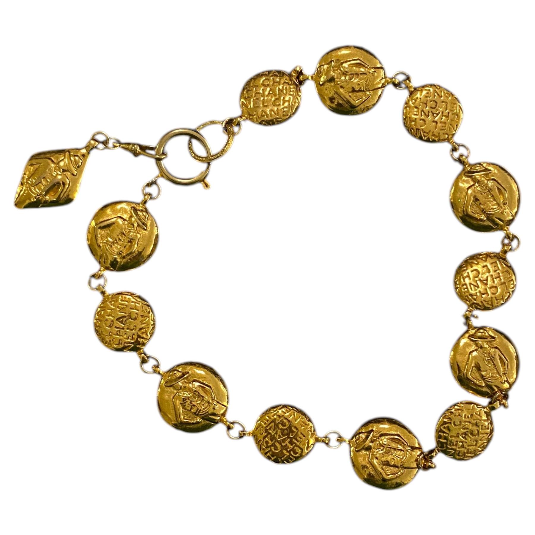 Collar vintage "Madamoiselle" Coco Chanel en venta