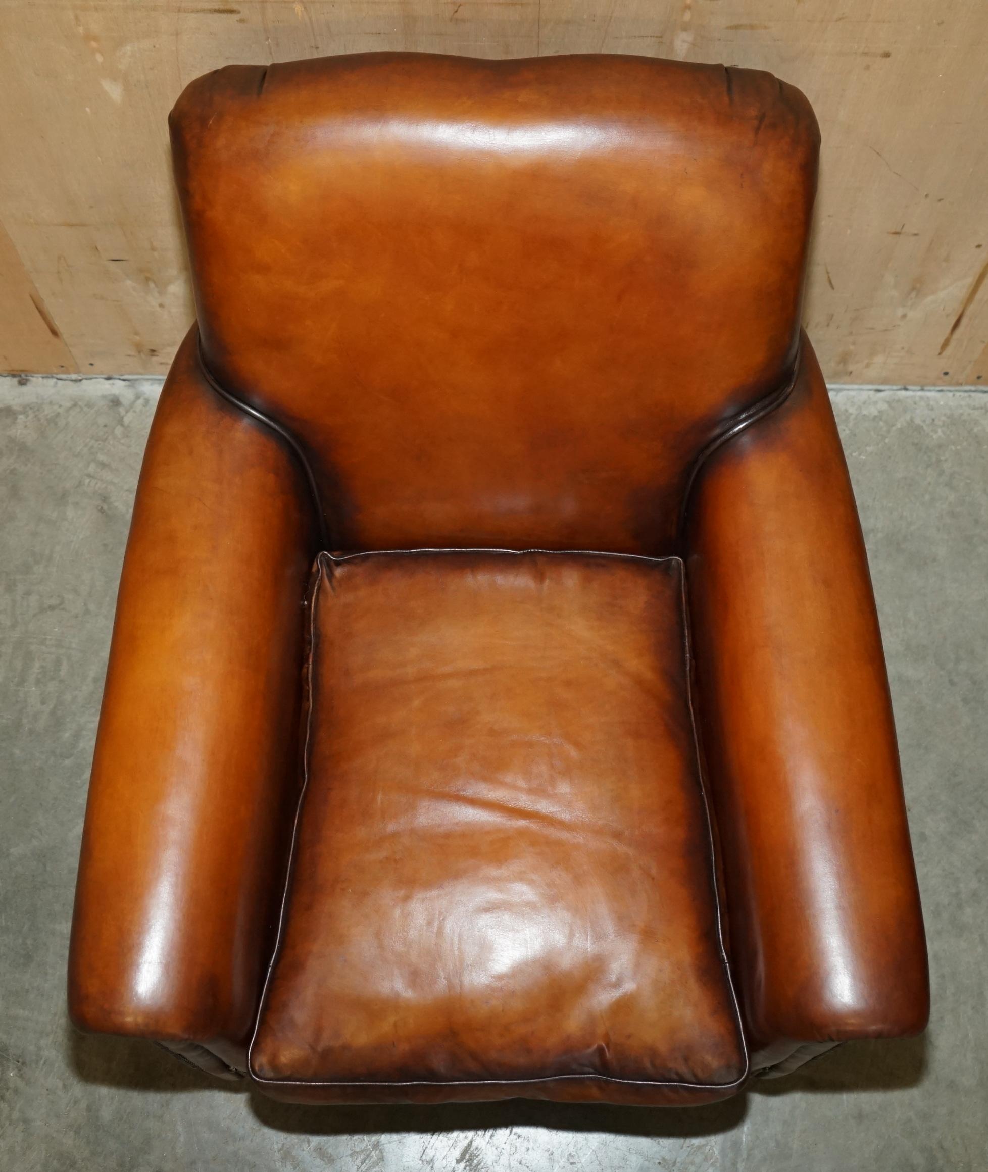 ViNTAGE FABRIQUÉ AUX EN CUIR MARRON RÉALISÉ À ENGLAND, SUITE DE SOFA À Trois PIÈCES DE SOFA en vente 6