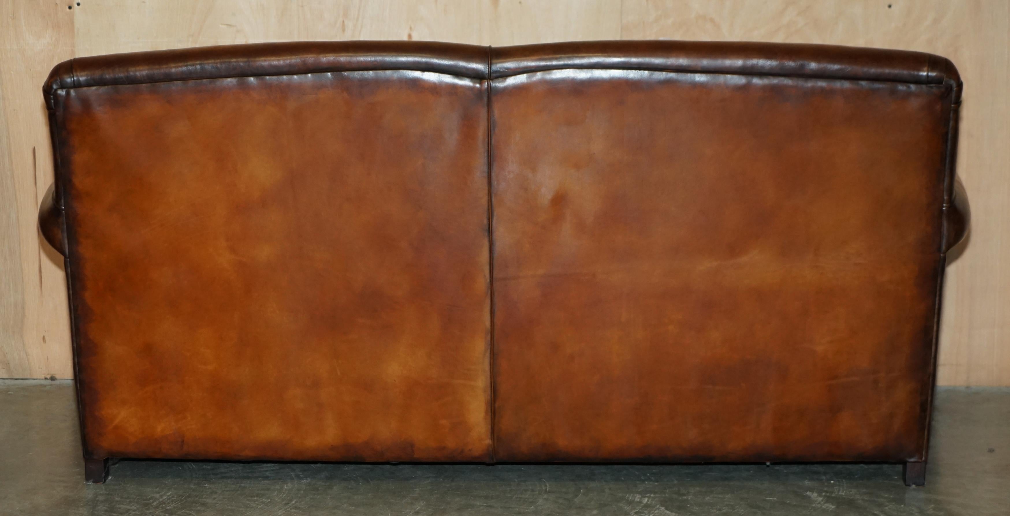 Cuir ViNTAGE FABRIQUÉ AUX EN CUIR MARRON RÉALISÉ À ENGLAND, SUITE DE SOFA À Trois PIÈCES DE SOFA en vente