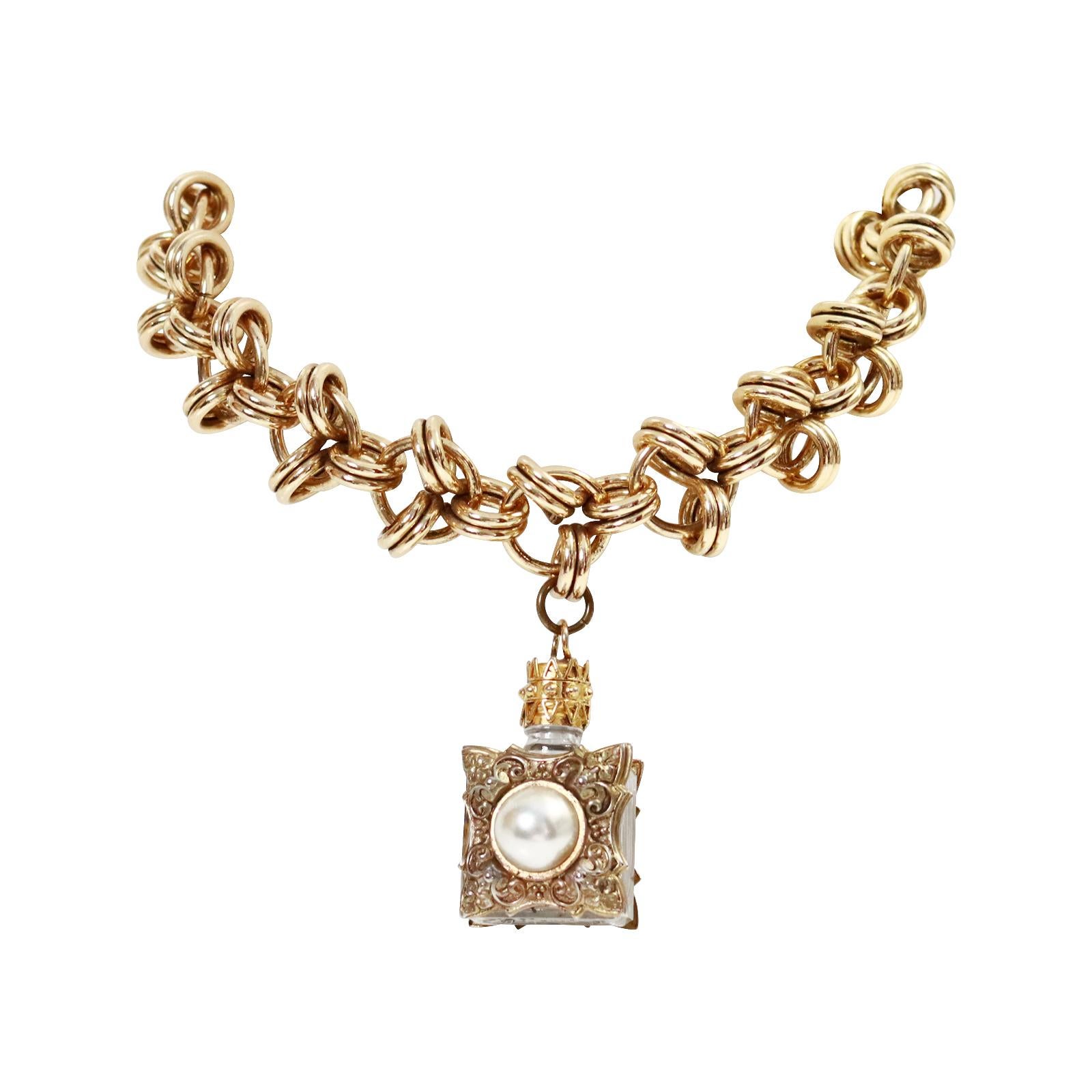 Vintage Made In France Collana di bottiglie in tonalità oro Circa 1980 in vendita 8