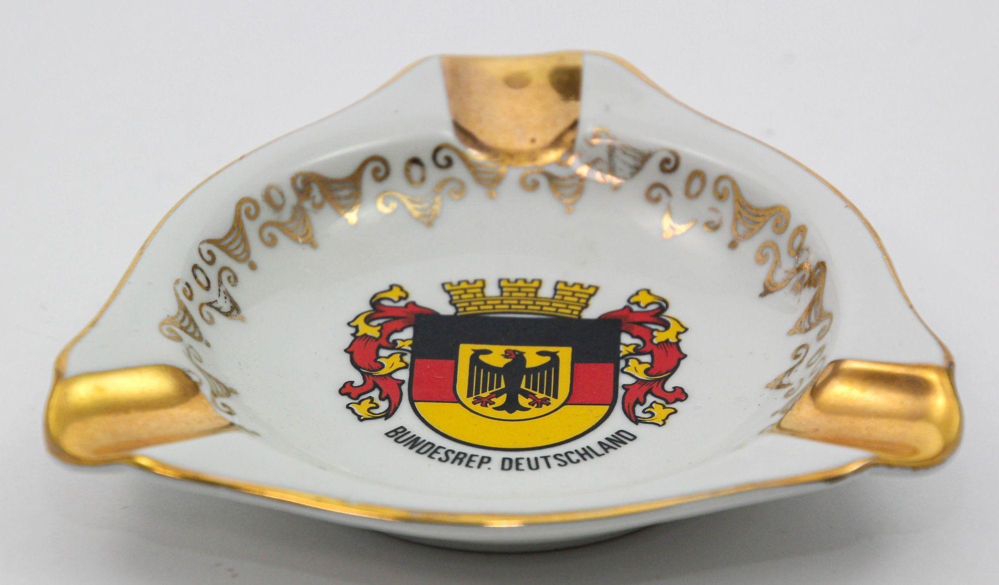 Vintage Aschenbecher aus Souvenir-Porzellan, hergestellt in Deutschland, limitierte Auflage im Angebot 1
