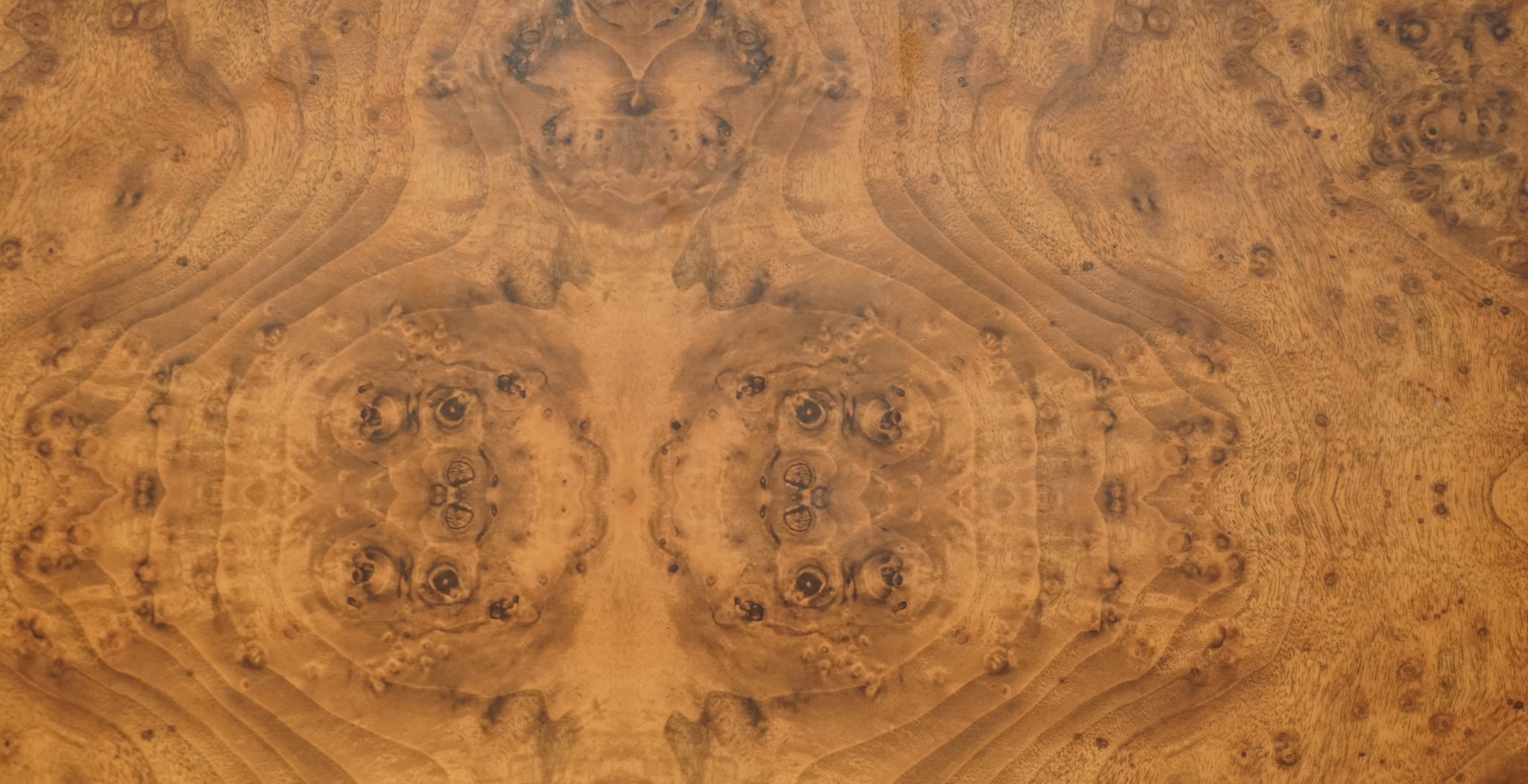 VINTAGE MADE IN ITALY BURR WALNUT VENEER CHEST OF DRAWERS PART OF A SUiTE For Sale 5