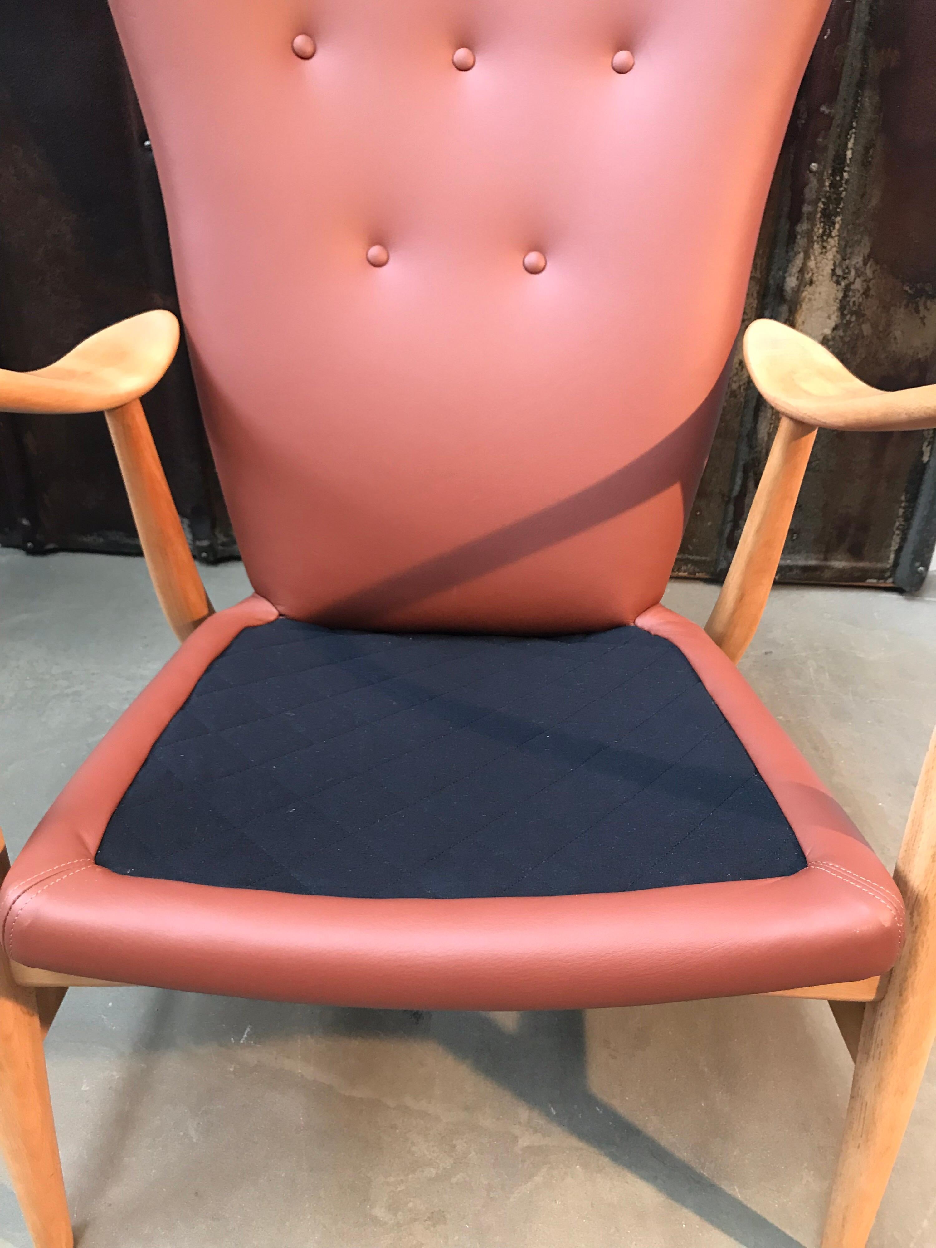 Vintage Danish In The Style Of Madsen and Schubell Wingback Lounge Chair In Good Condition In Søborg, DK