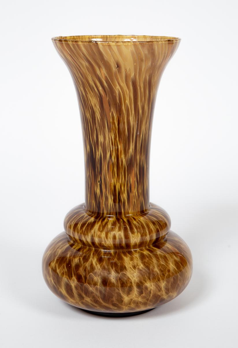 Mid-Century moderno Vaso di vetro d'epoca con motivo a tartaruga di Maestri Vetrai, XX secolo, Italia
