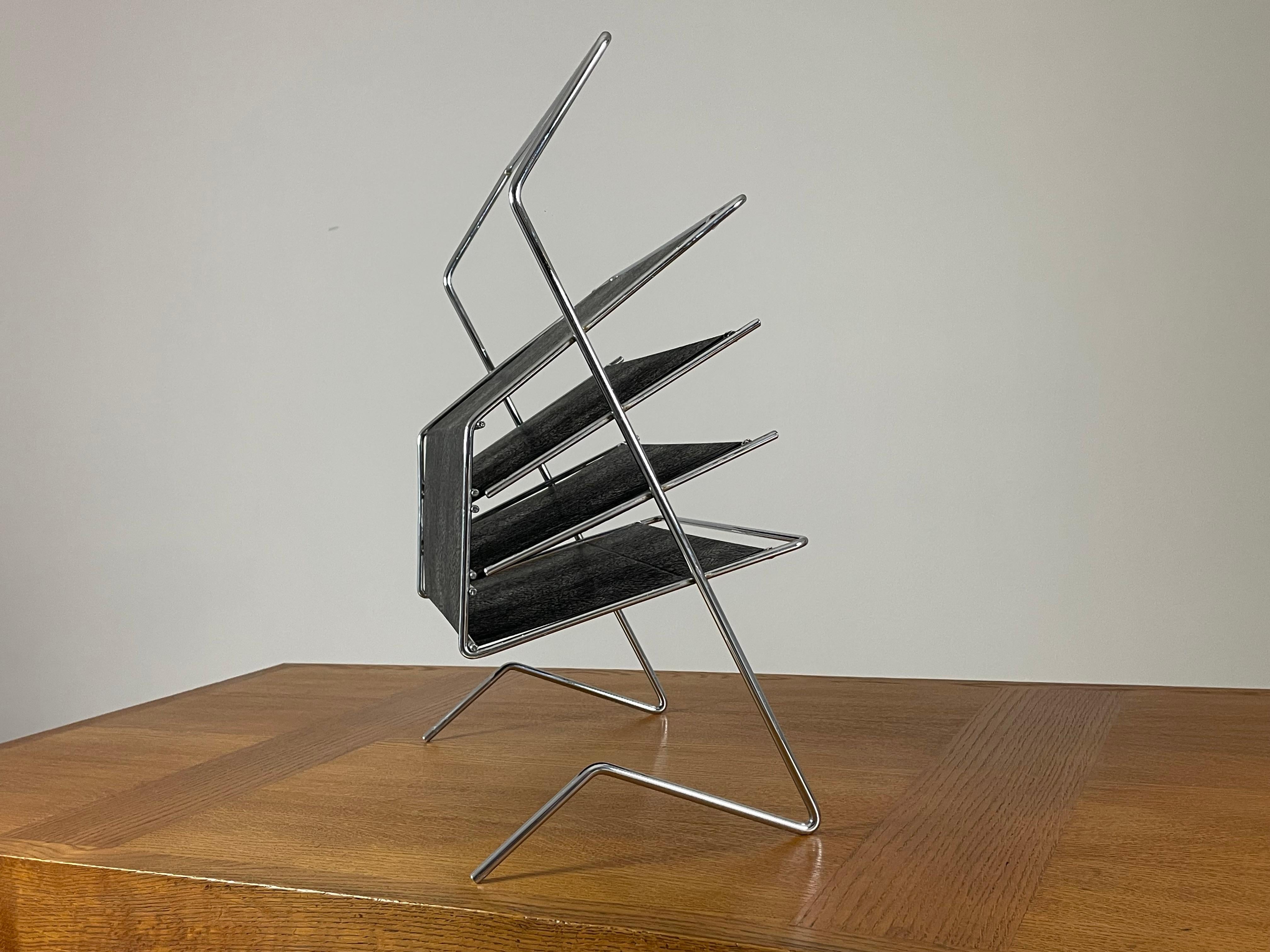 Vintage magazine rack by Voss, Germany, 1960s For Sale 6