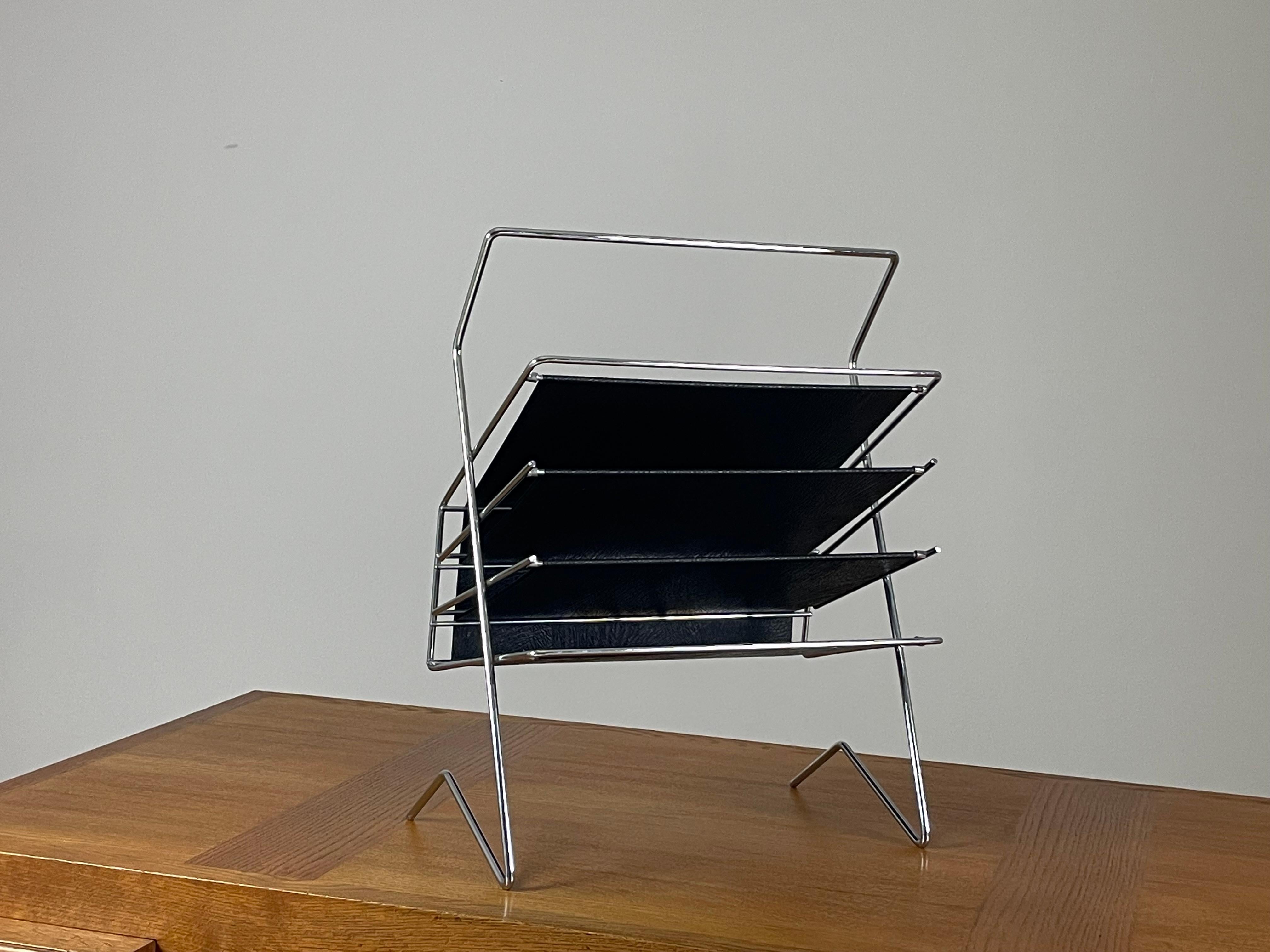 Vintage magazine rack by Voss, Germany, 1960s For Sale 9