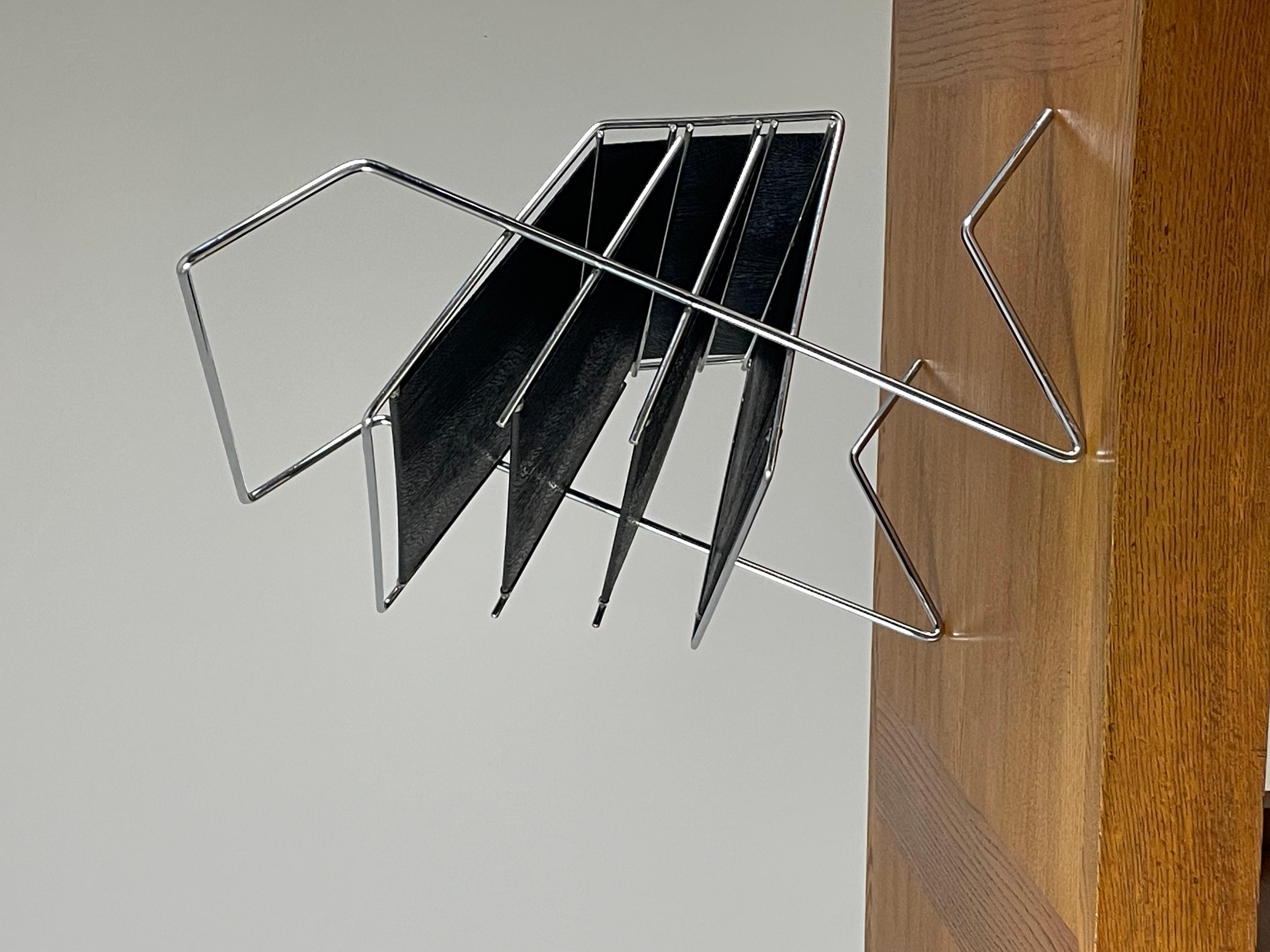 Vintage magazine rack by Voss, Germany, 1960s For Sale 2