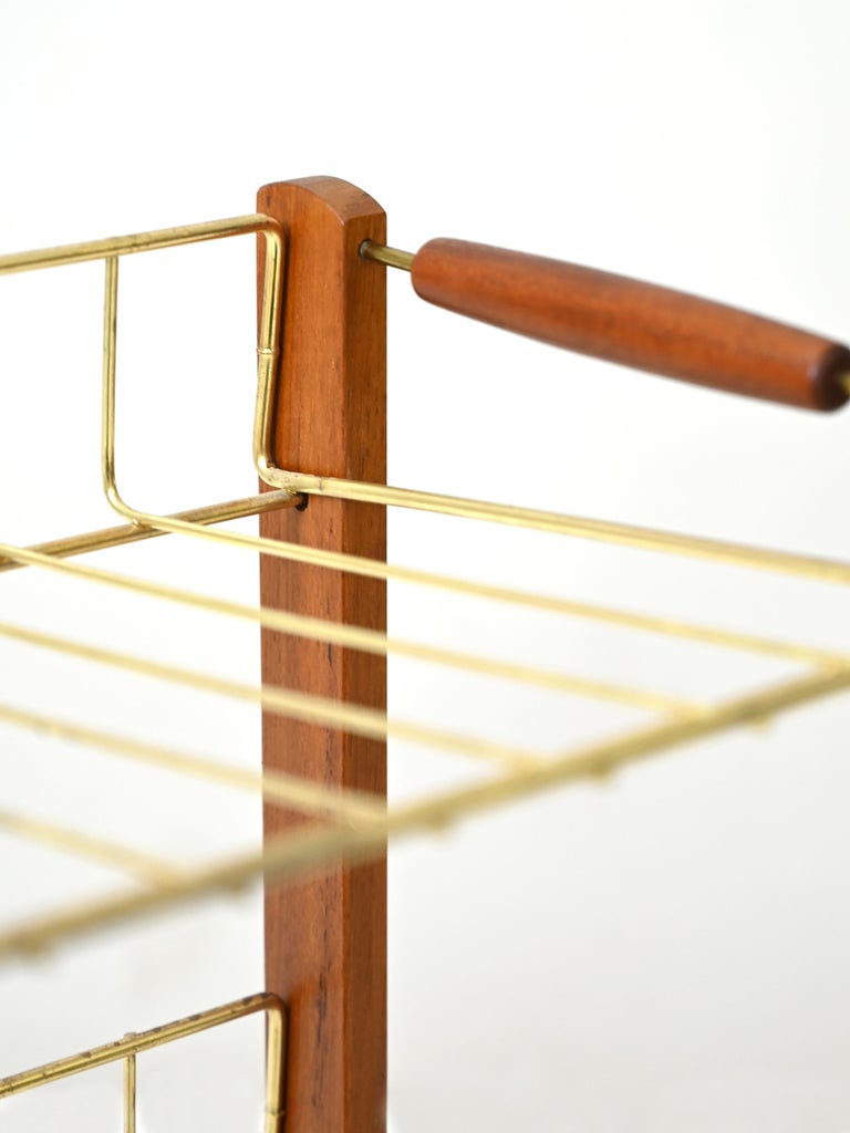 Vintage Magazine Rack For Sale at 1stDibs