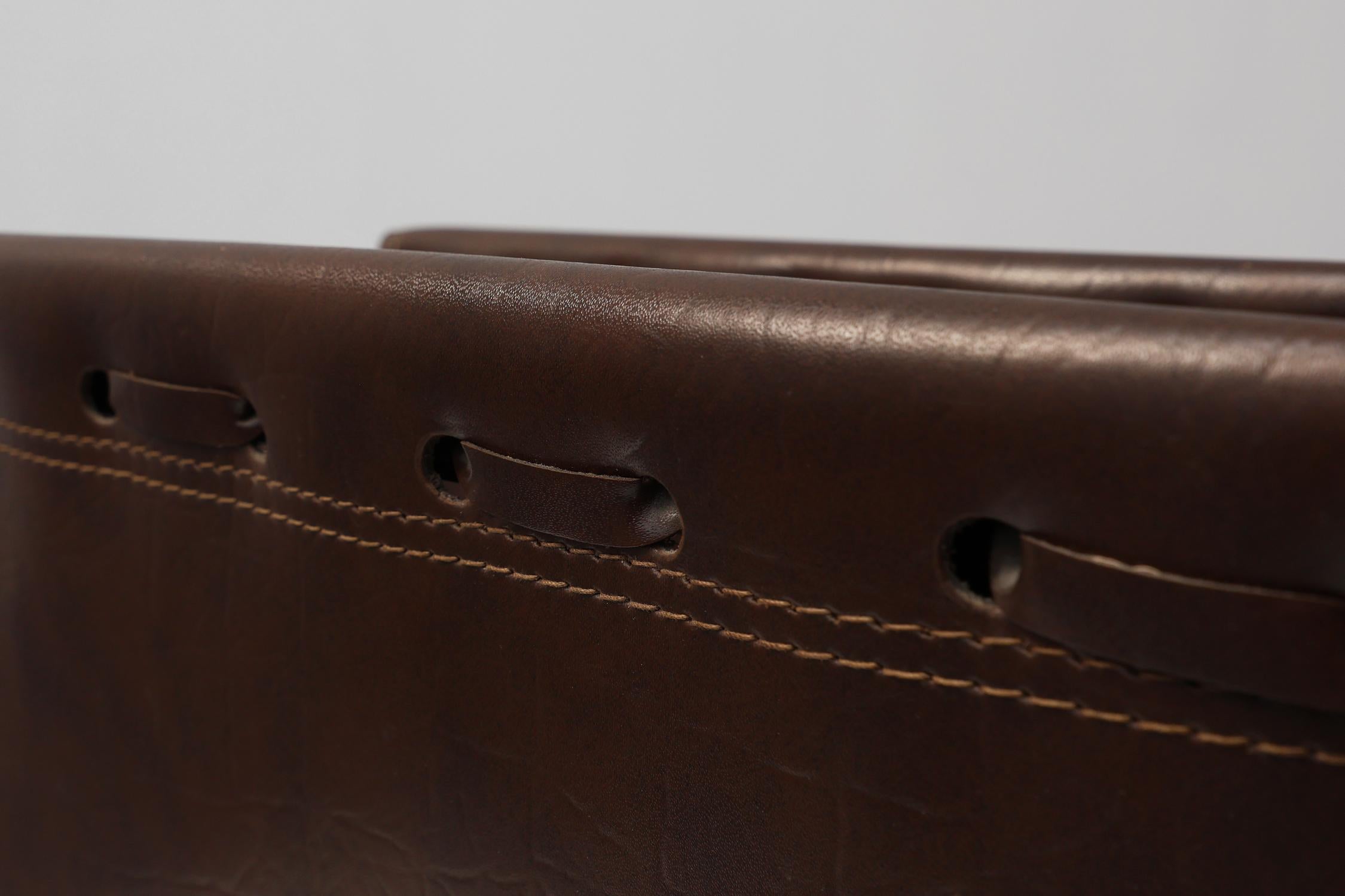 Mid-20th Century Vintage Magazine rack in chrome and faux leather, France 1960s For Sale