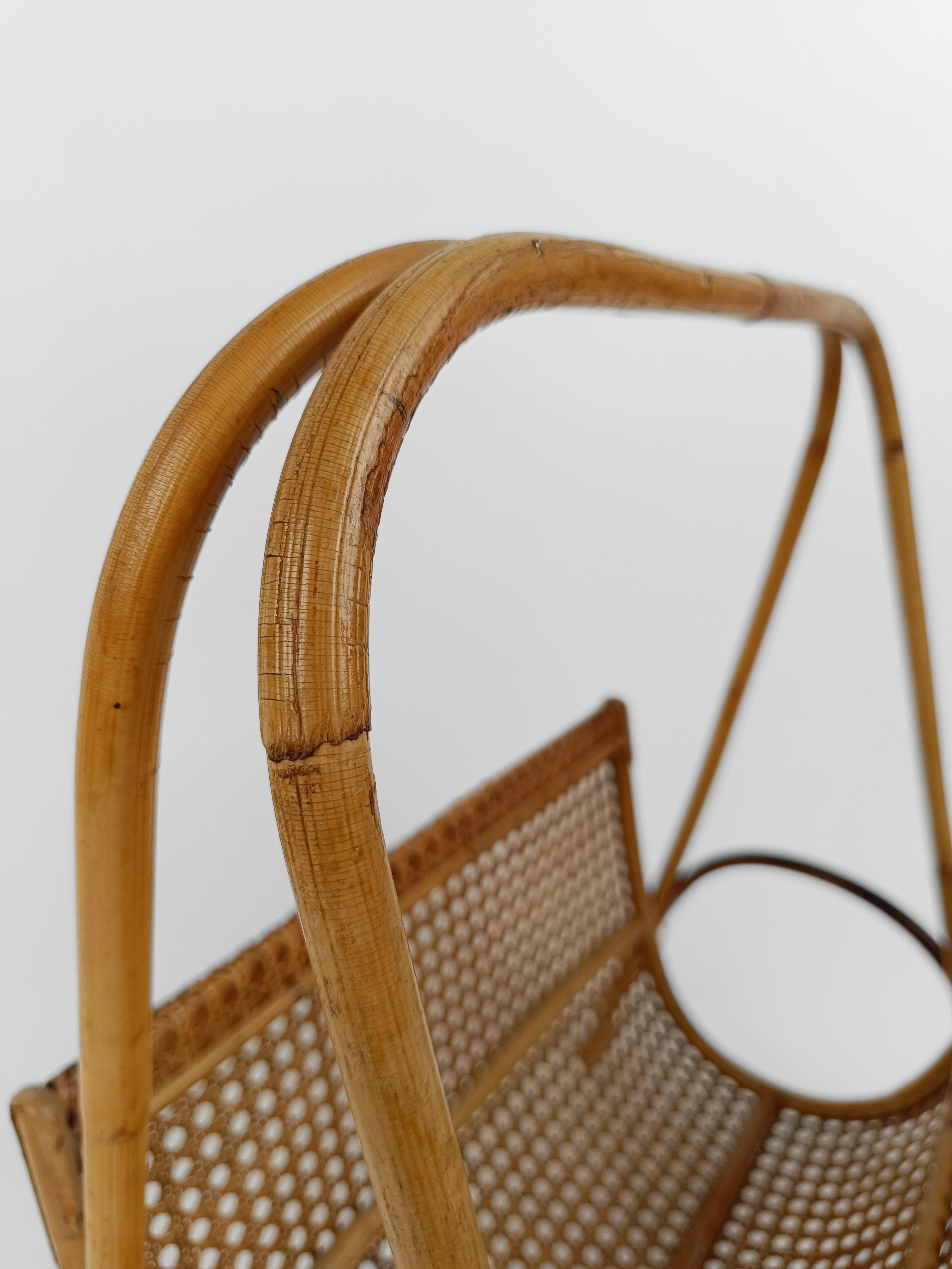 Vintage Magazine Rack in Wicker, Bamboo, Rattan and Cane, Italy 1960s  In Good Condition For Sale In Roma, IT