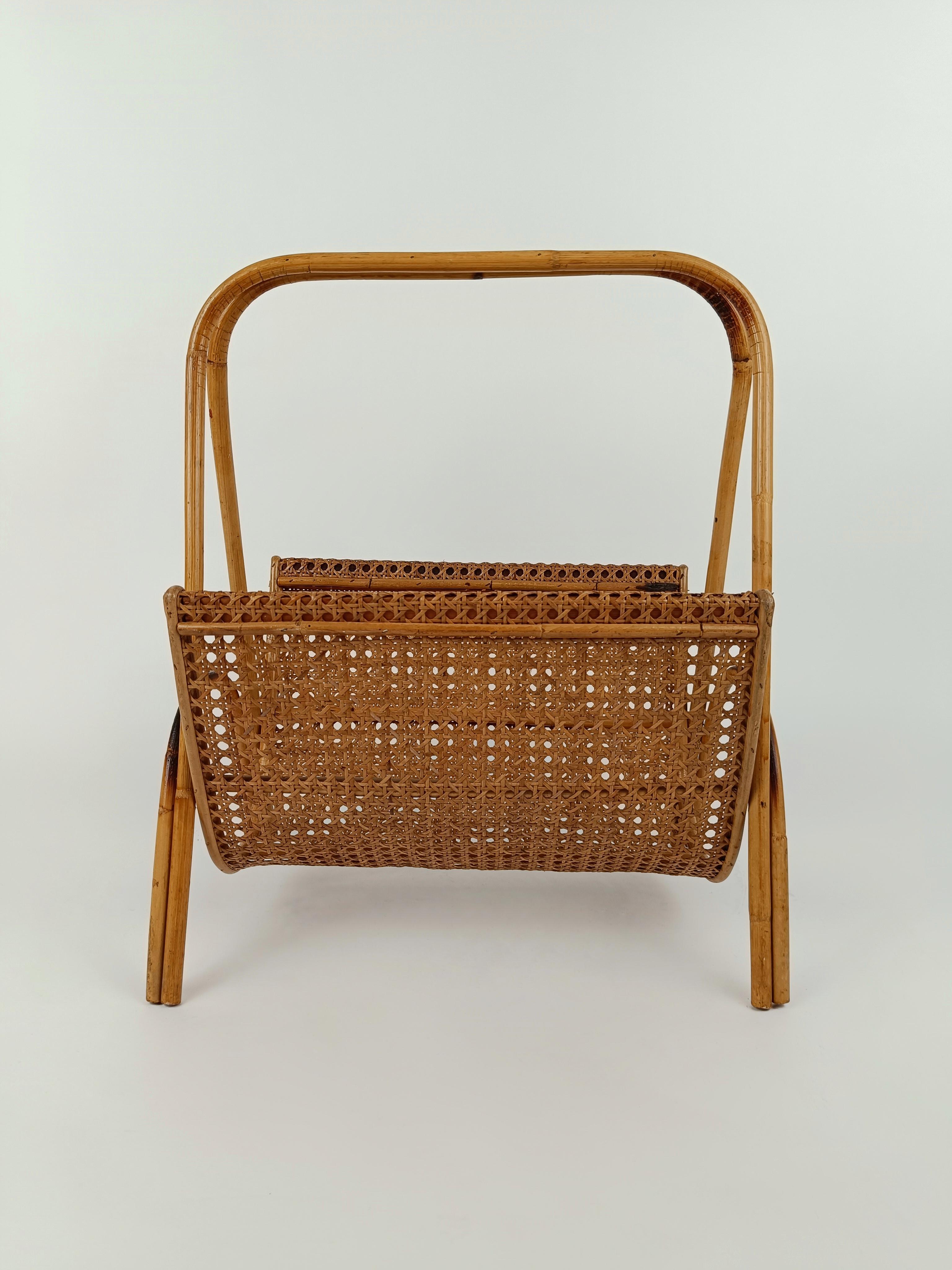 20th Century Vintage Magazine Rack in Wicker, Bamboo, Rattan and Cane, Italy 1960s  For Sale
