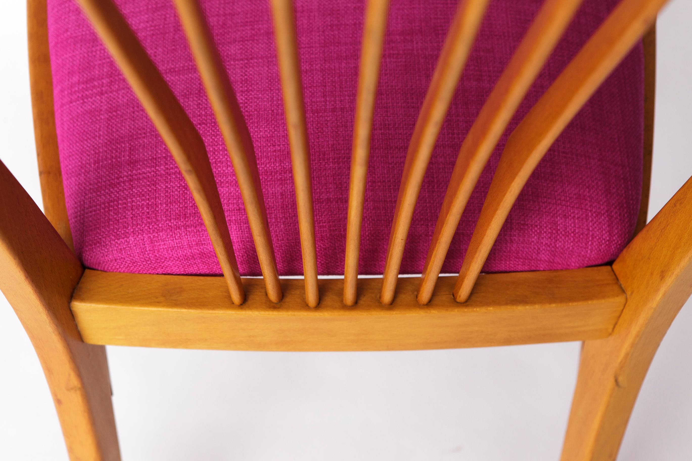 Vintage Magenta Upholstered Beech Dining Chair – Germany, 1960s–1970s For Sale 1