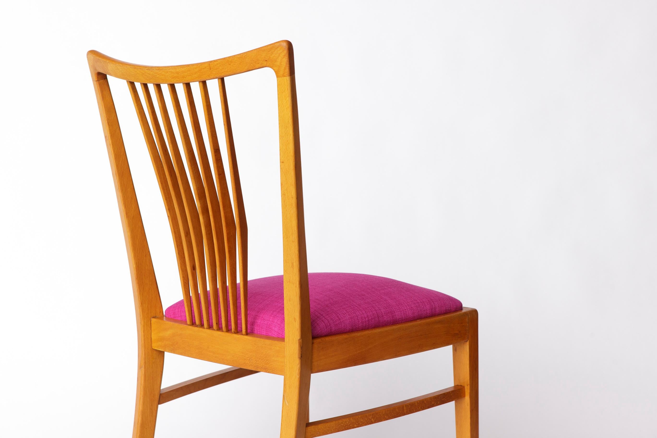 Vintage Magenta Upholstered Beech Dining Chair – Germany, 1960s–1970s For Sale 3