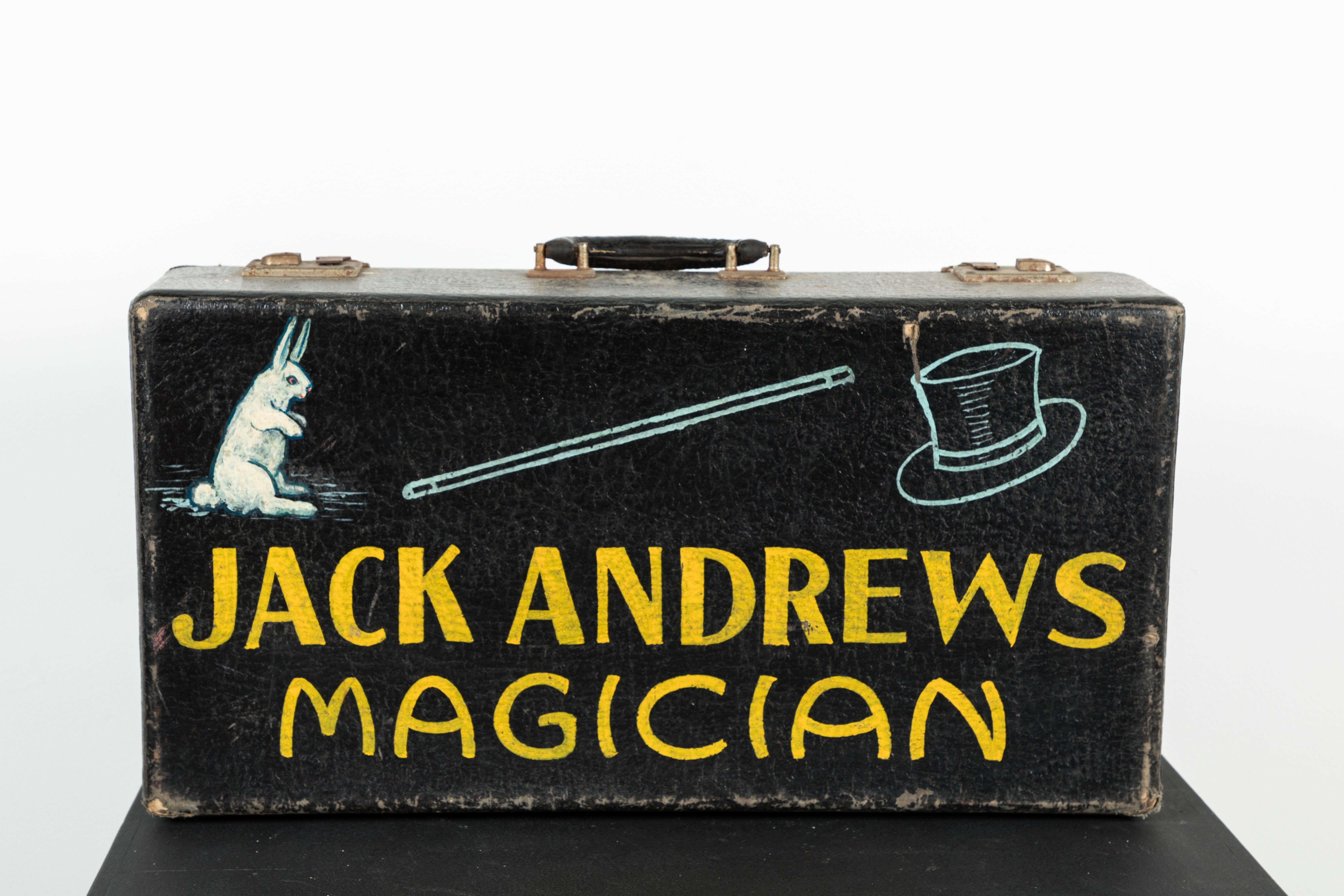 Vintage Zauberer Magie Koffer Hand gemalt Volkskunst (amerikanisch) im Angebot