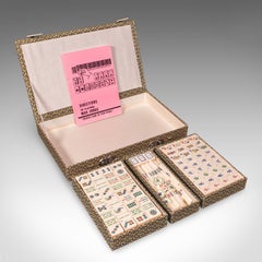 Vintage Mah Jong Spiel Fall, orientalisch, Gaming-Box, Bambus-Stücke, Mitte des Jahrhunderts