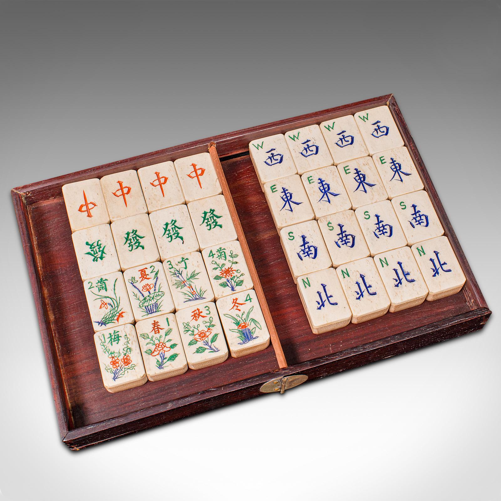 Vintage Mah-jong Set, Chinese, Cased Gaming Set, Bamboo, Mid 20th Century, 1960 For Sale 3