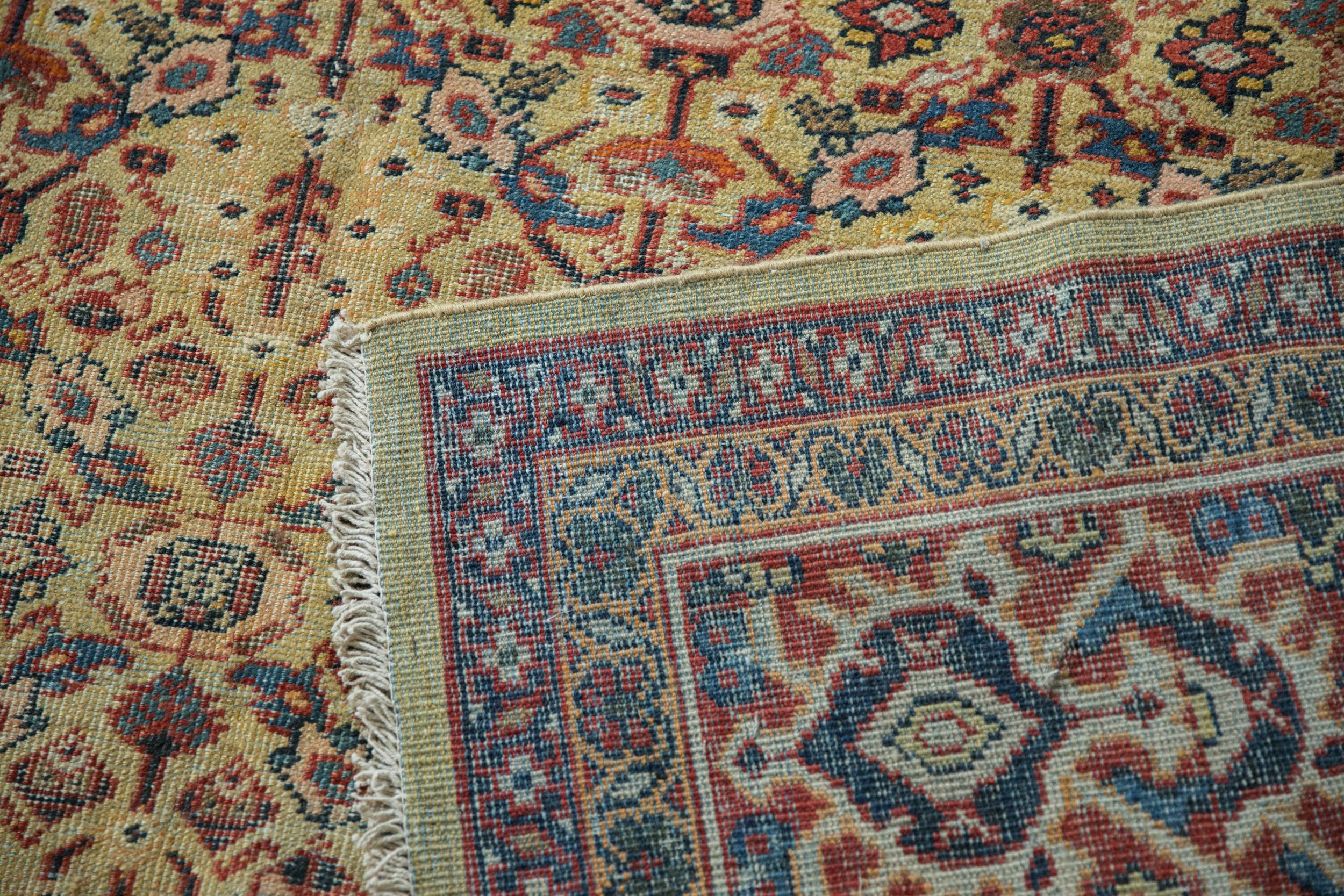 Vintage Mahal Carpet For Sale 6