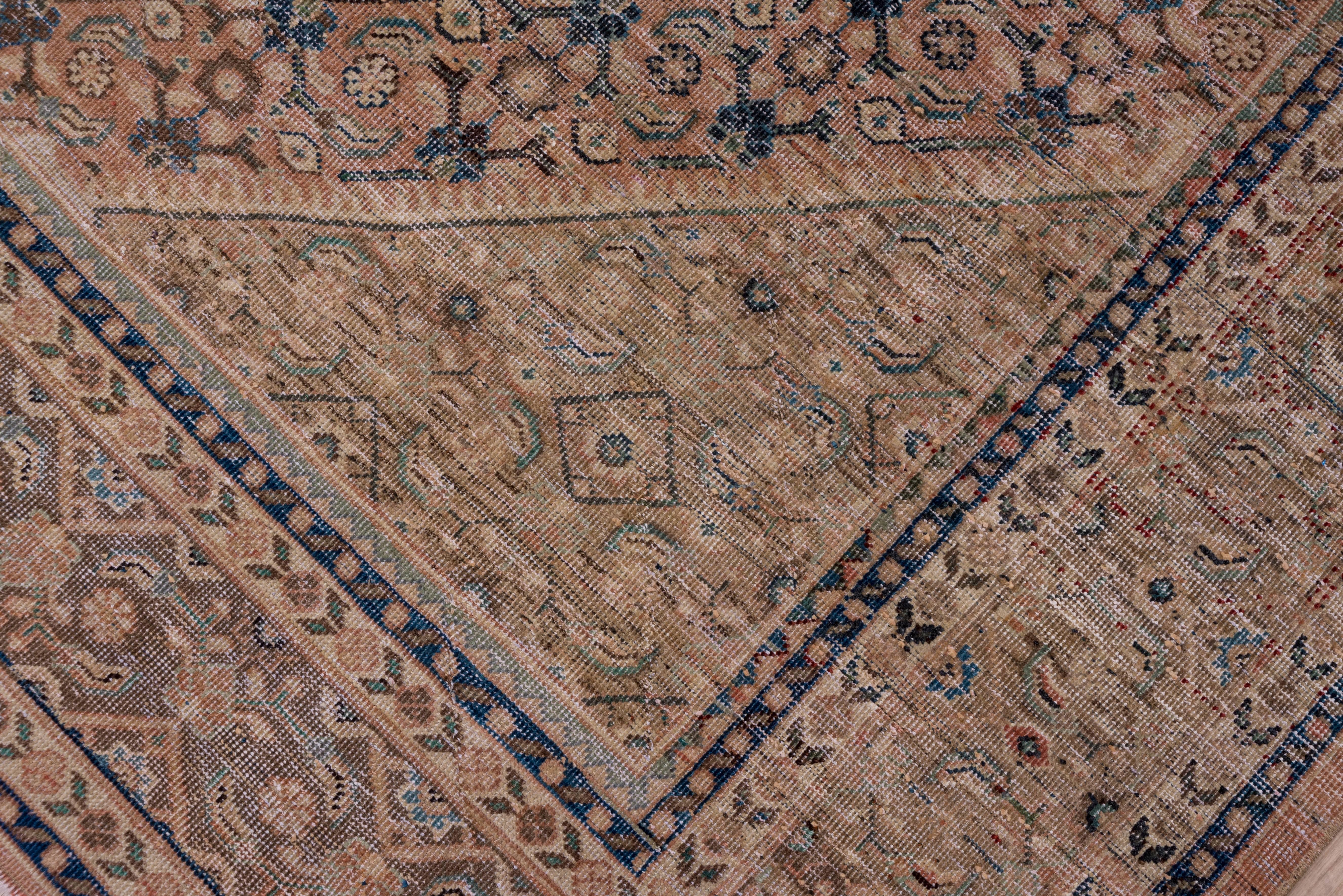 Vintage Mahal Carpet 1