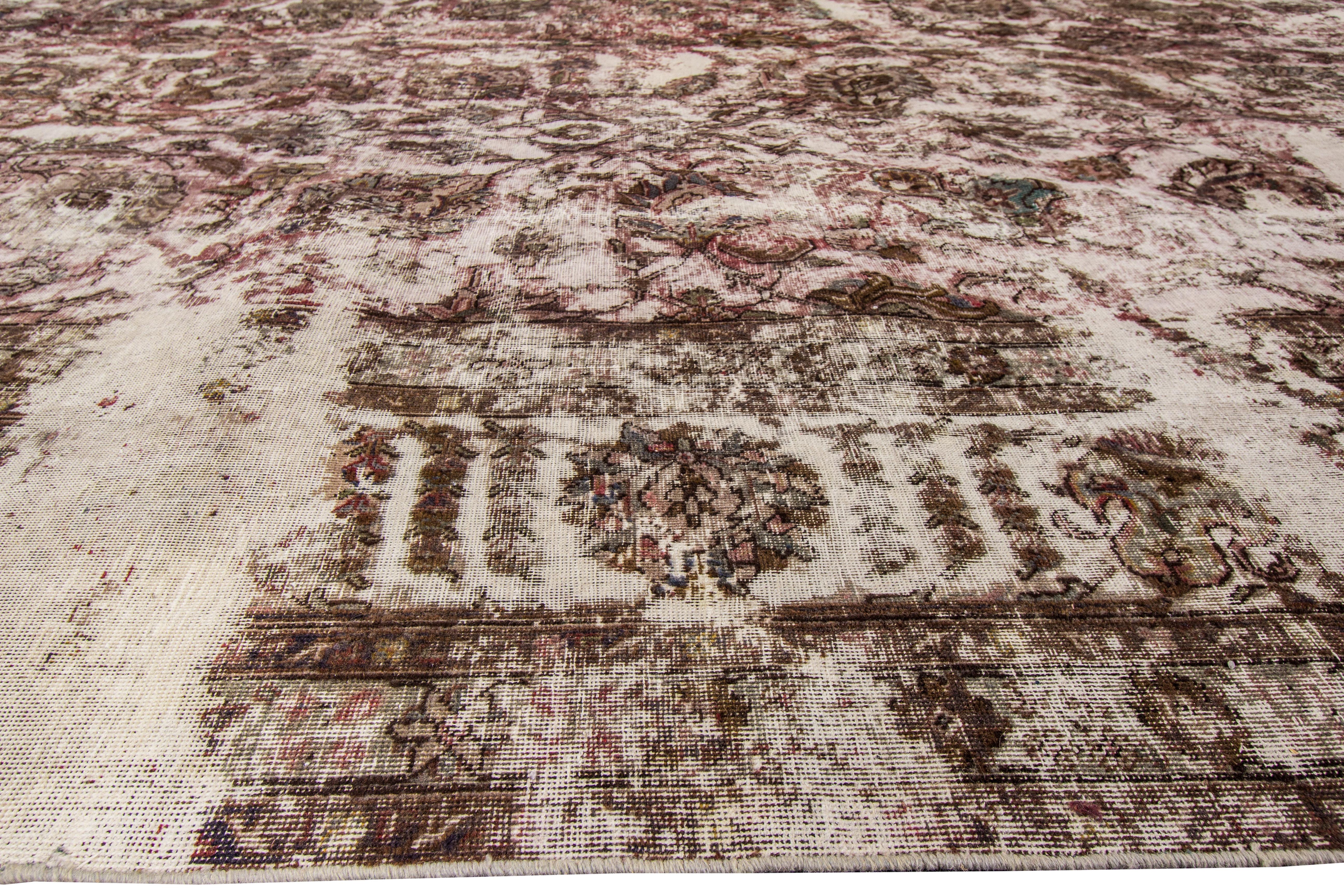 Vintage Mahal Handmade Allover Motif Rust Distressed Oversize Wool Rug In Distressed Condition For Sale In Norwalk, CT