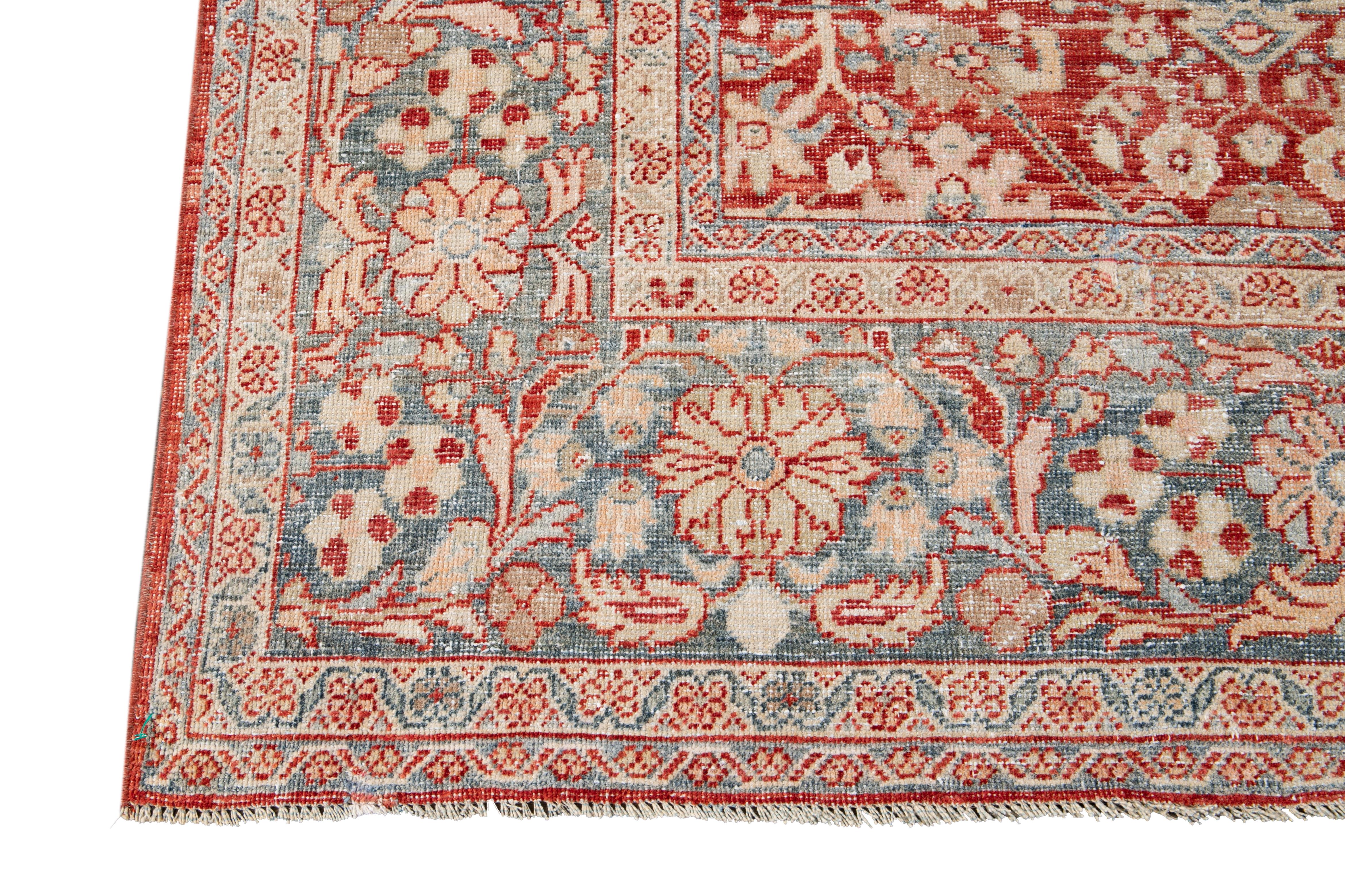 Vintage Mahal Handmade Wool Rug For Sale 6