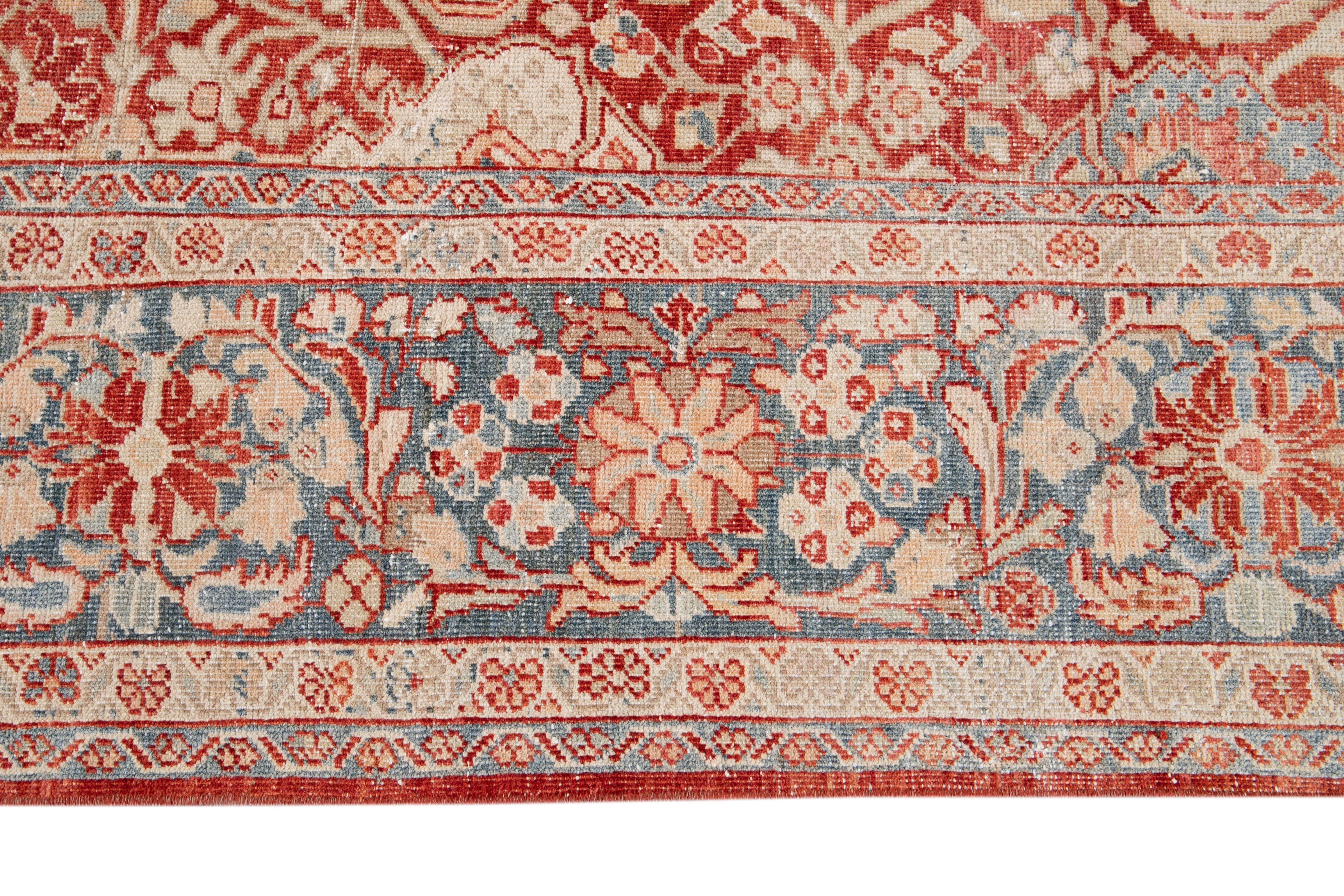 Mahal, handgefertigter Wollteppich im Angebot 1