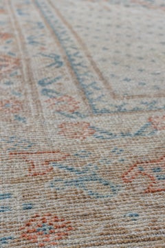 Vintage Mahal Rug Faded Blue Medallion Design