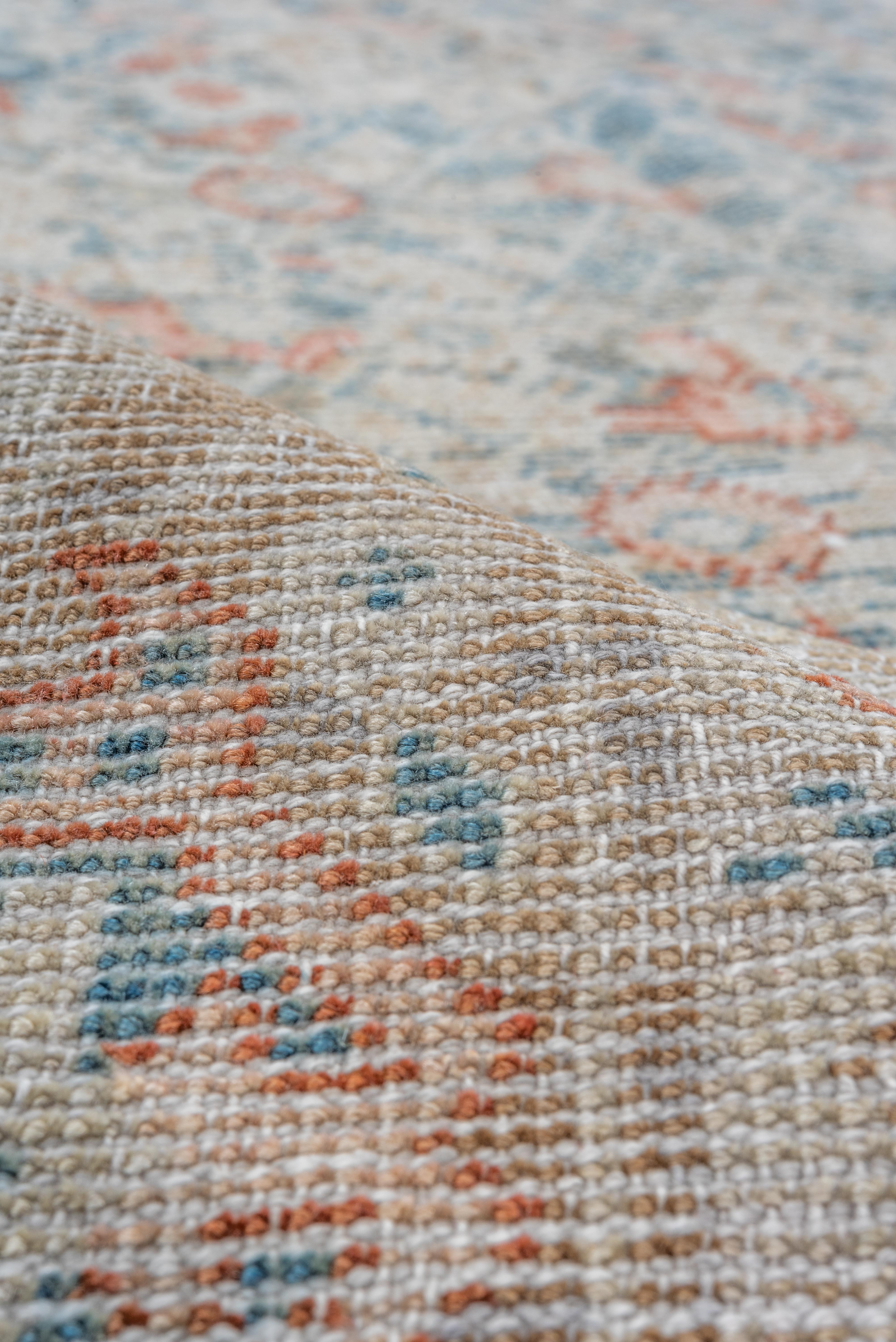 Vintage Mahal Rug Faded Blue Medallion Design In Good Condition For Sale In New York, NY
