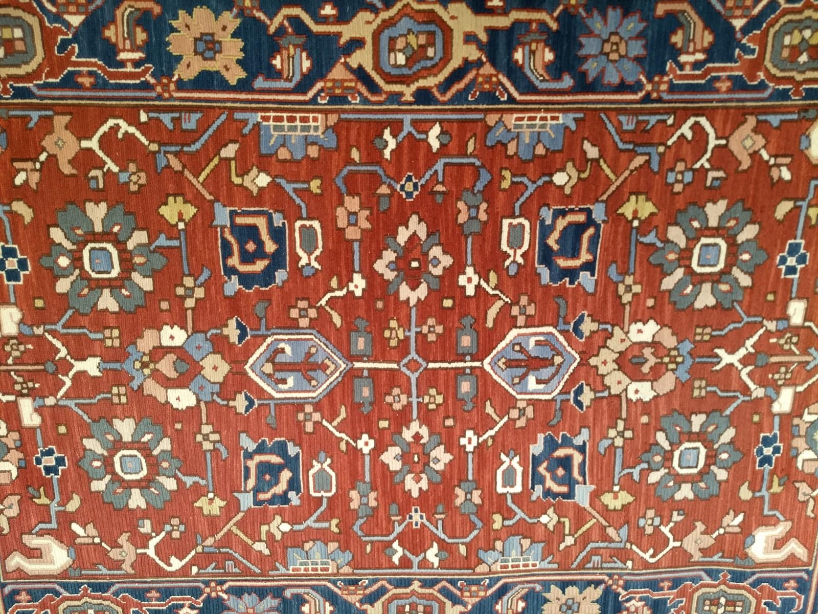 Vintage Mahal Sultanabad Rugs in Ziegelrot mit geometrischem Allover-Design (Wolle) im Angebot