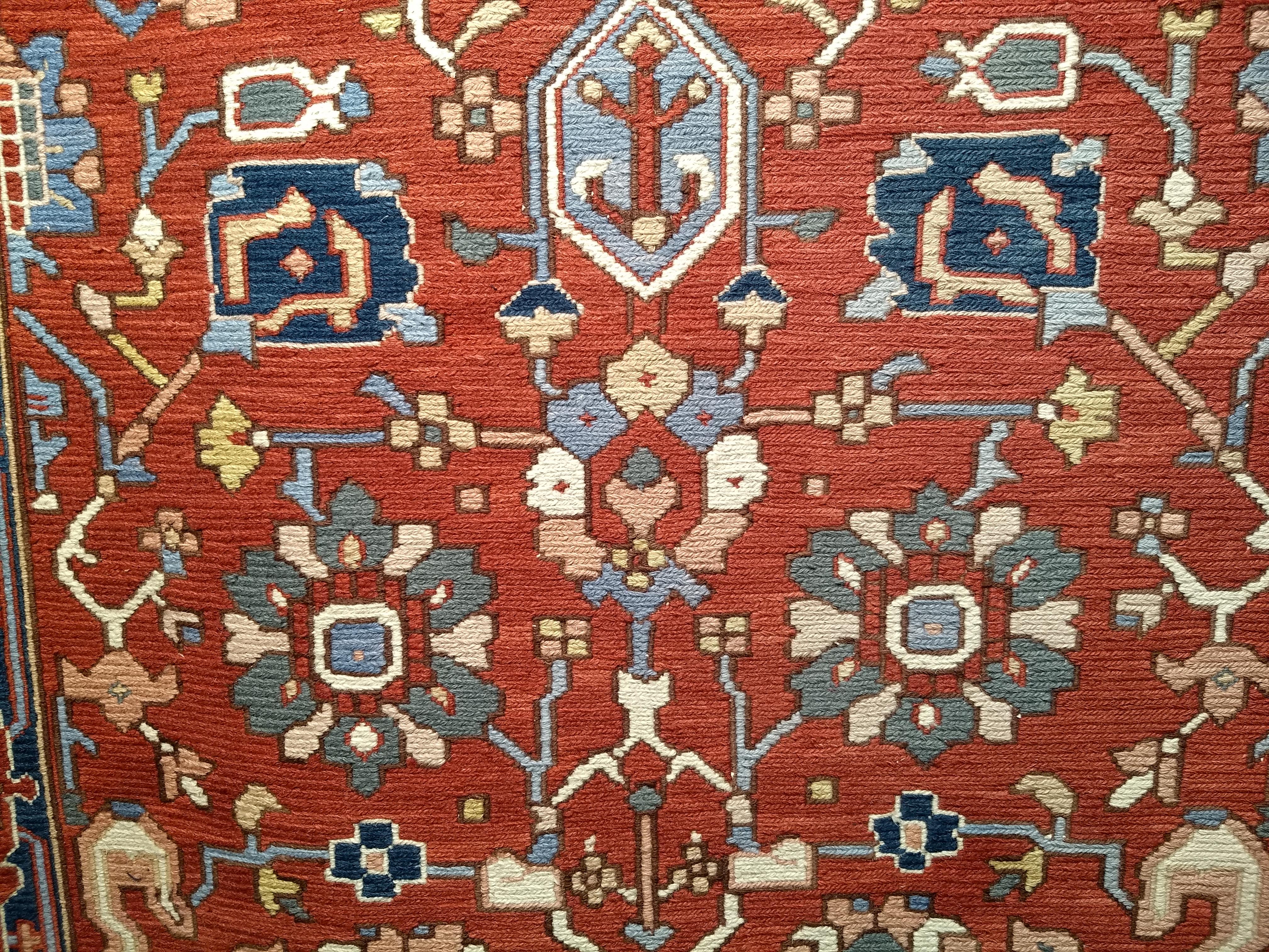 Vintage Mahal Sultanabad Rugs in Ziegelrot mit geometrischem Allover-Design im Angebot 2