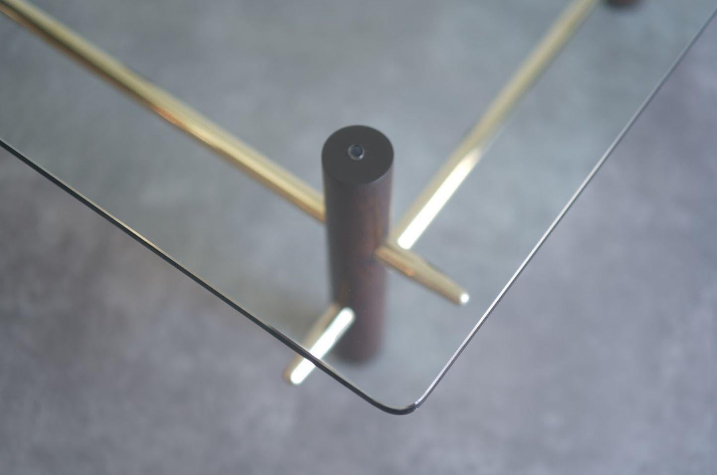 Table basse vintage en acajou et laiton, C.C. 1950s en vente 3