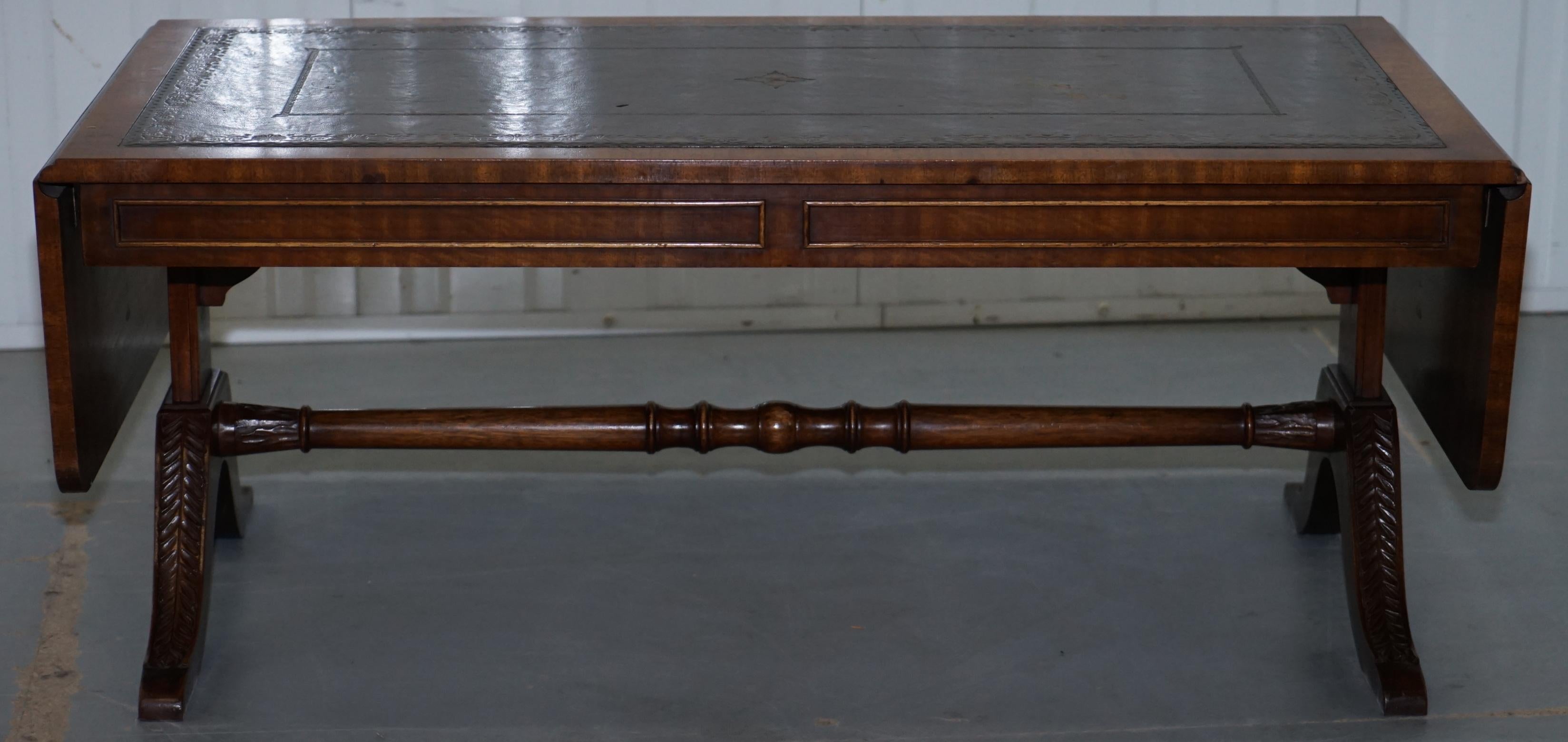 20th Century Vintage Mahogany and Green Leather Twin Flap Extending Coffee Table Carved Wood