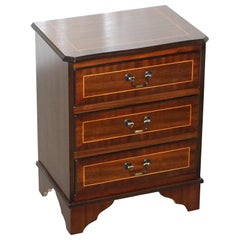 Vintage Mahogany Bed Side Table Chest of Drawers or Lamp Wine End Side Table