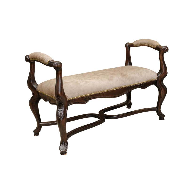 Cowhide Seating - 241 For Sale at 1stdibs