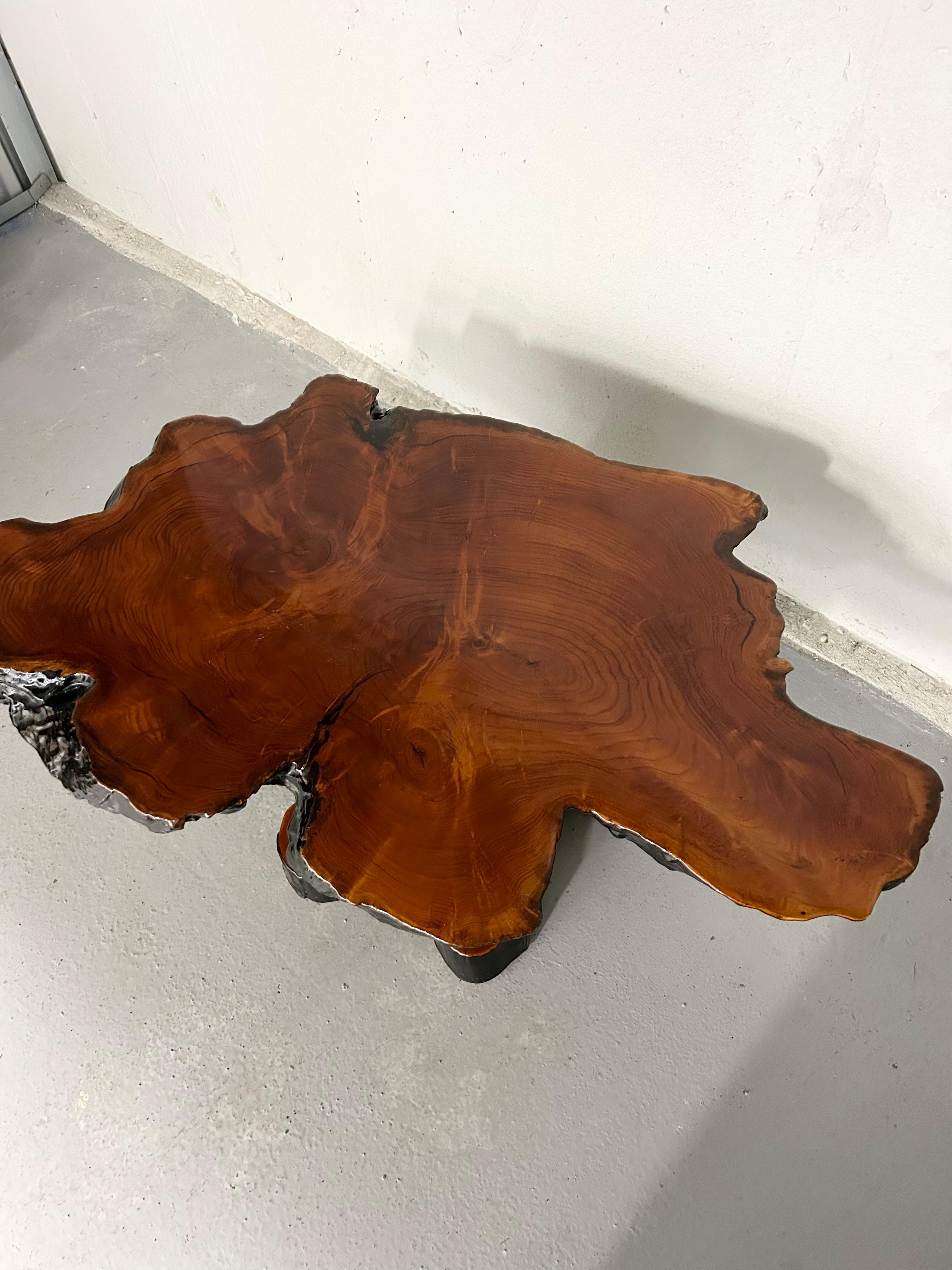 Vintage Mahogany Burl Wood Coffee Table with Live Edge In Good Condition For Sale In Brooklyn, NY